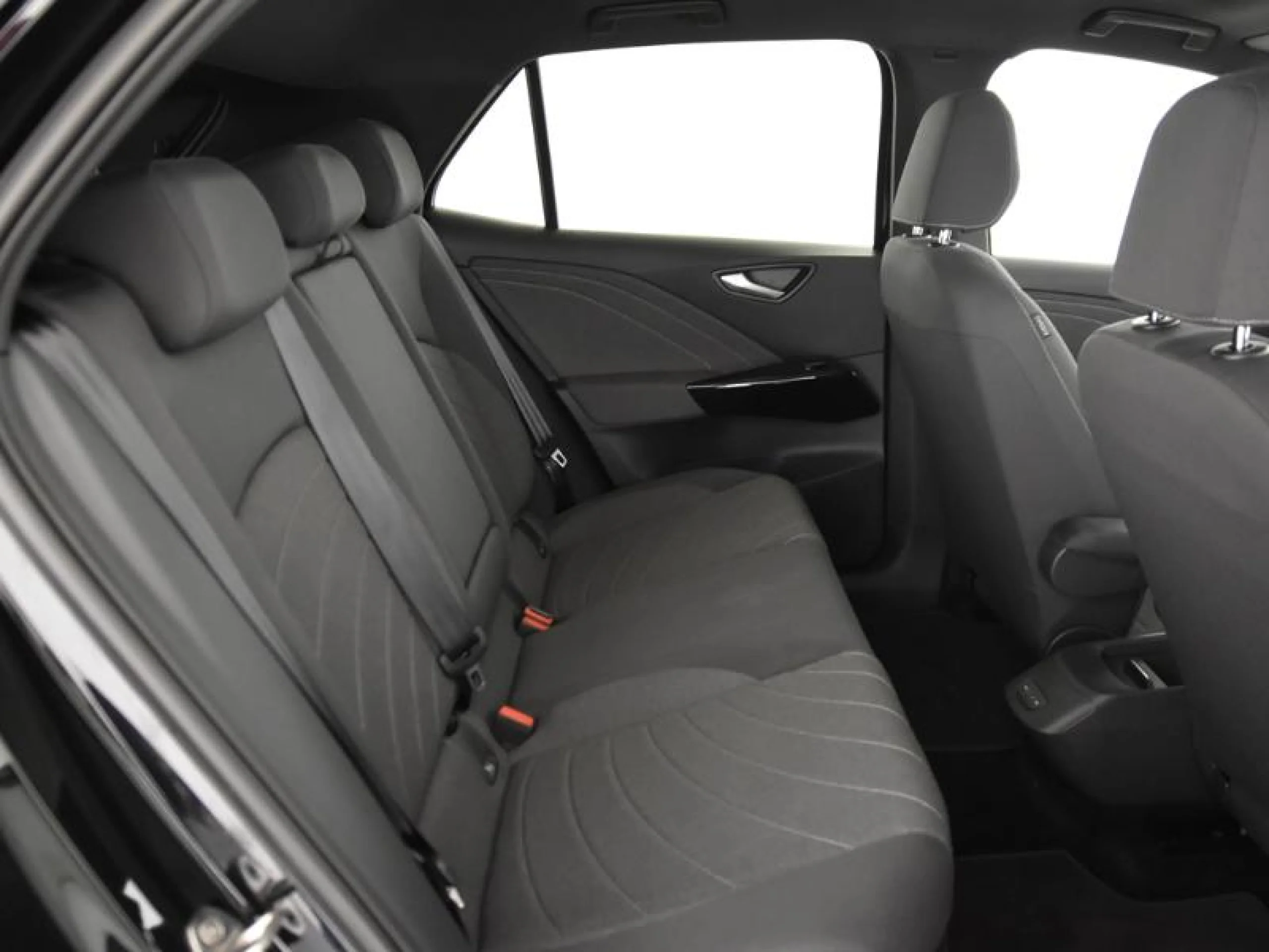 VOLKSWAGEN ID.3 ID.3 PRO  150 KW (204 CV) 59 KWH AUTOMÁTICO 1 VEL. - Foto 5