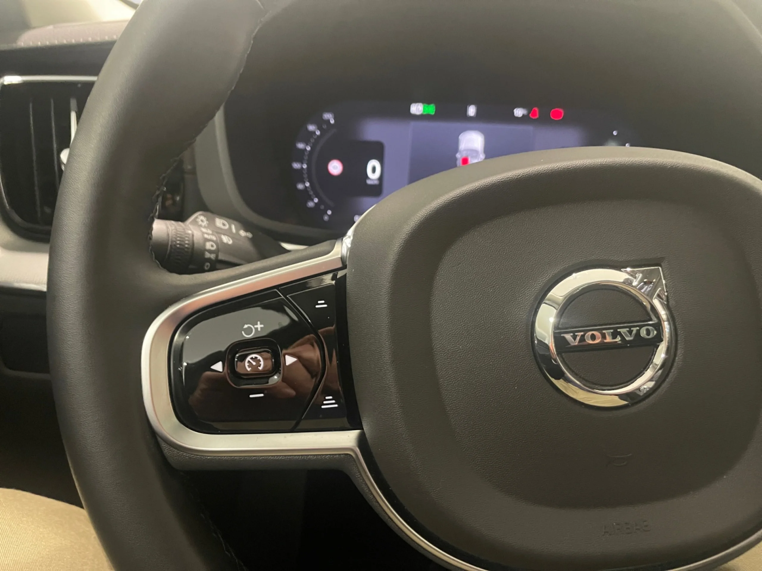 VOLVO XC60 2.0 T6 AWD RECHARGE PLUS DARK AUTO - Foto 13