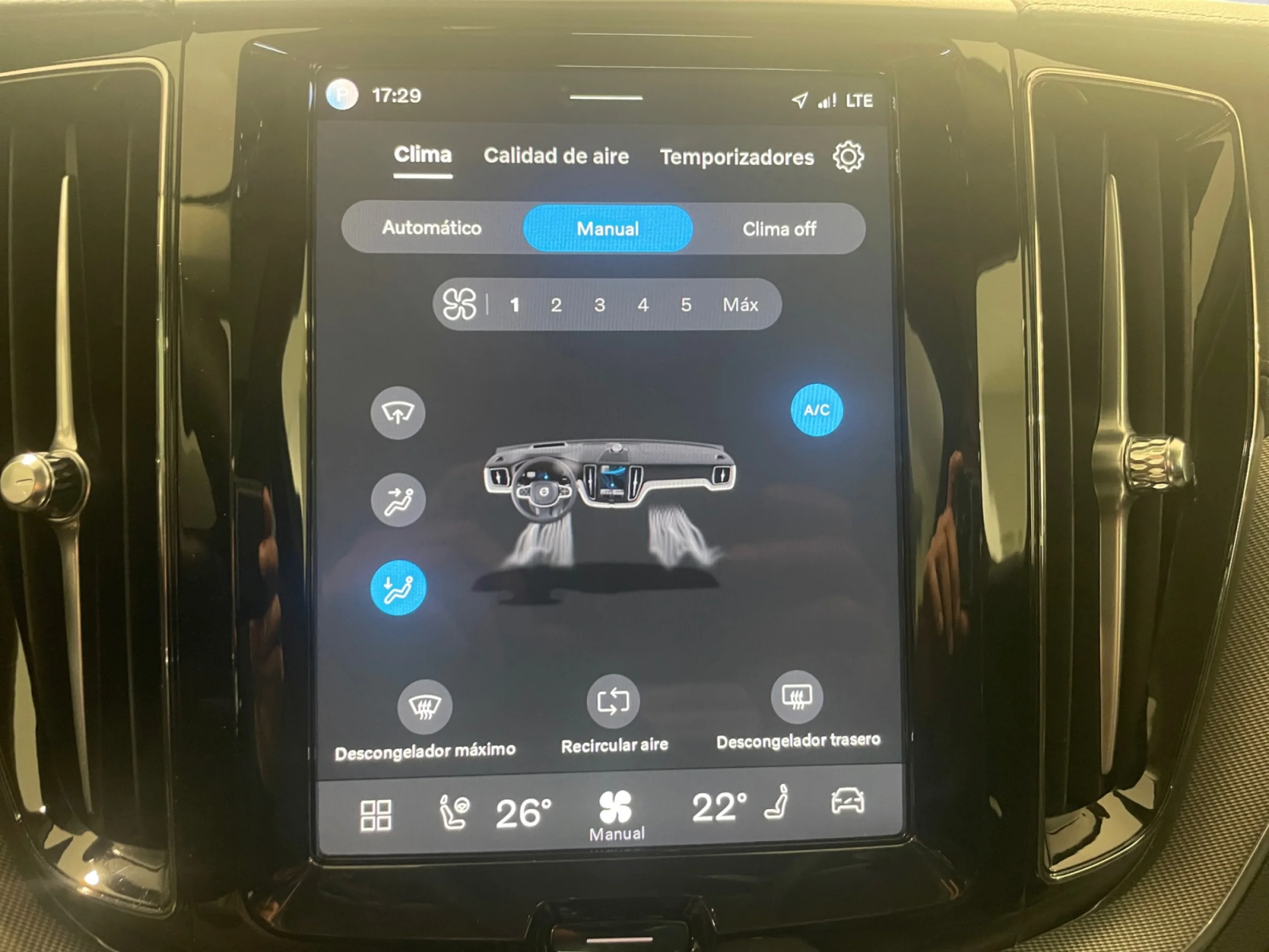 VOLVO XC60 2.0 T6 AWD RECHARGE PLUS DARK AUTO - Foto 15