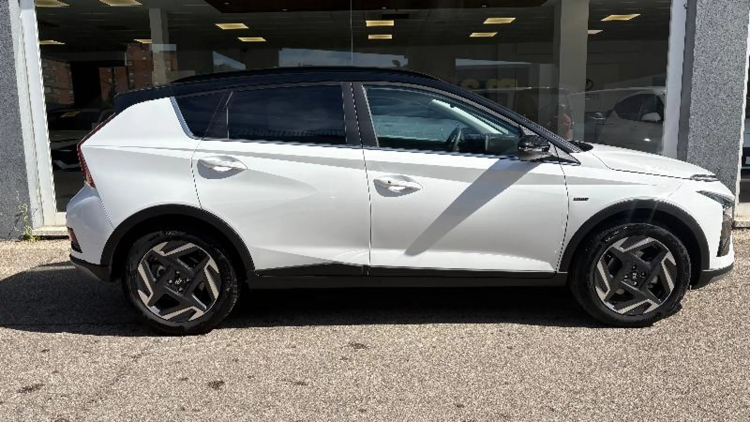 HYUNDAI BAYON 1.0T 66KW (90CV) TECNO - Foto 4