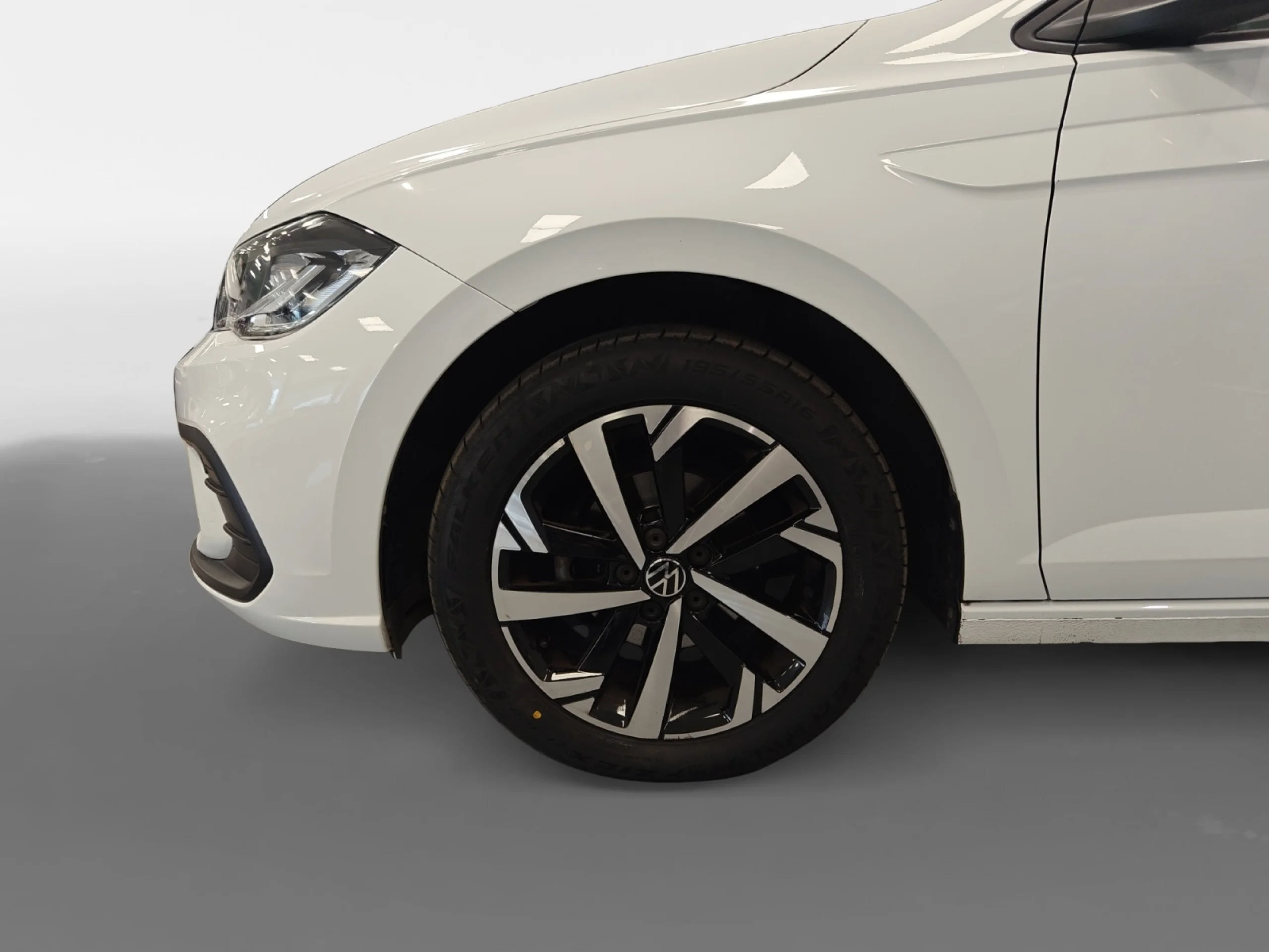 VOLKSWAGEN POLO LIFE 1.0 TSI 70KW (95CV) DSG - Foto 8