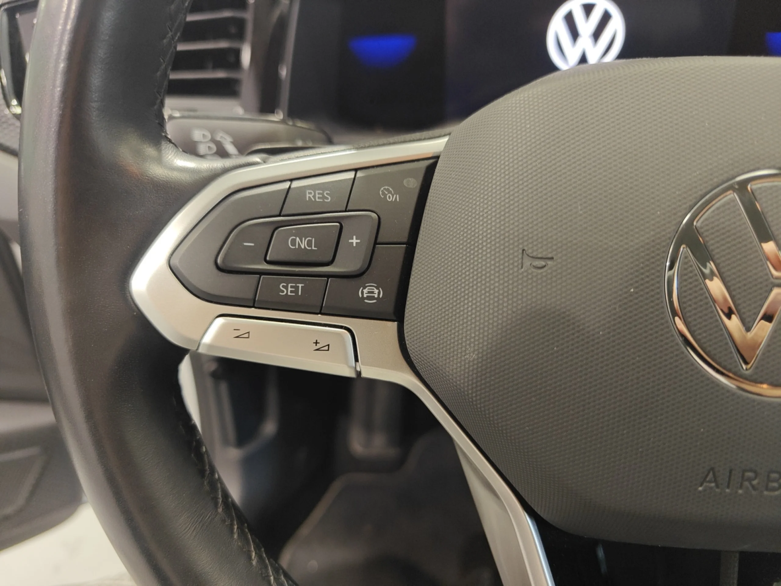 VOLKSWAGEN POLO LIFE 1.0 TSI 70KW (95CV) DSG - Foto 11