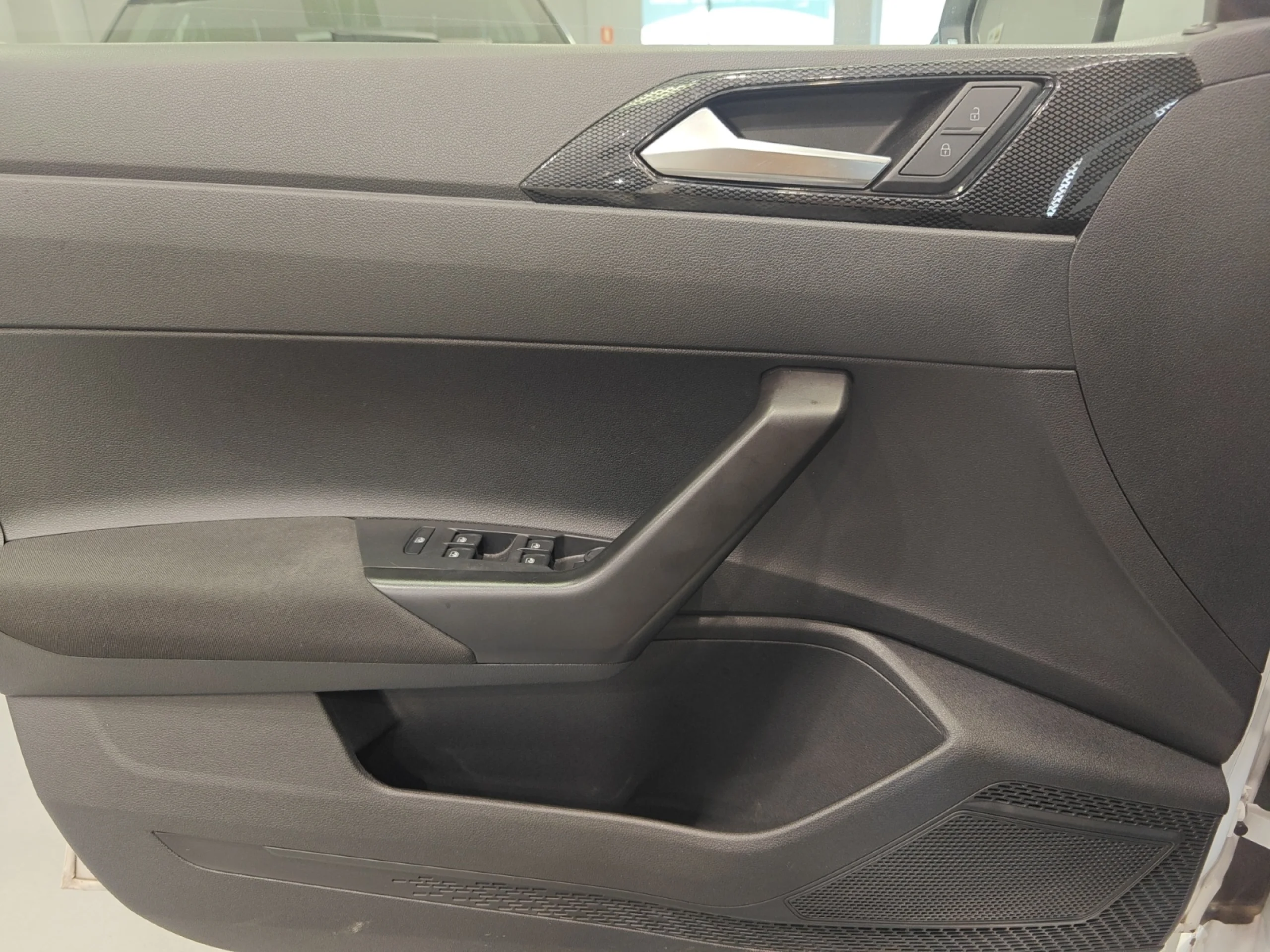 VOLKSWAGEN POLO LIFE 1.0 TSI 70KW (95CV) DSG - Foto 13