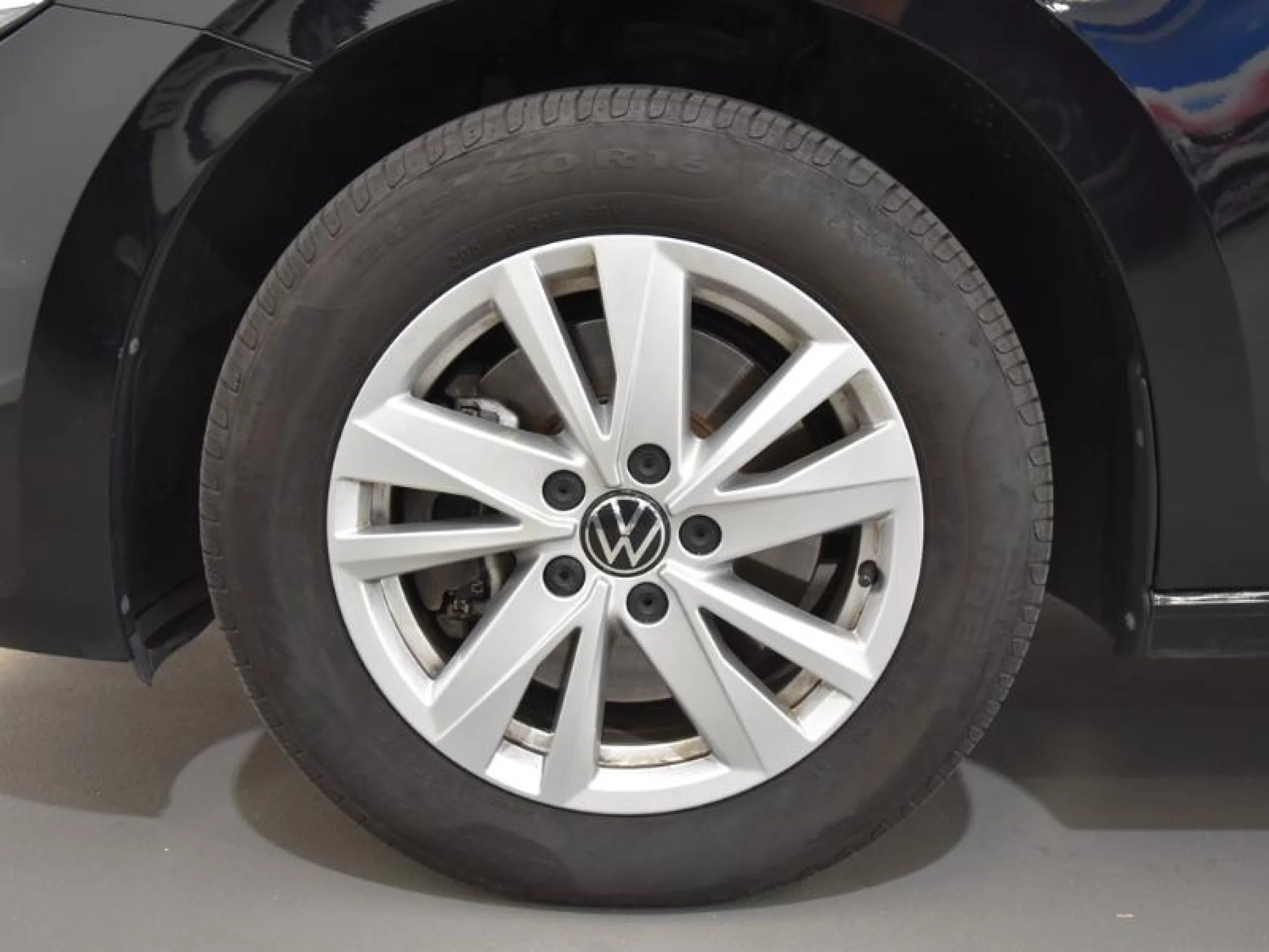 VOLKSWAGEN TOURAN ··MÁS·· 2.0 TDI 110KW (150CV) DSG - Foto 8