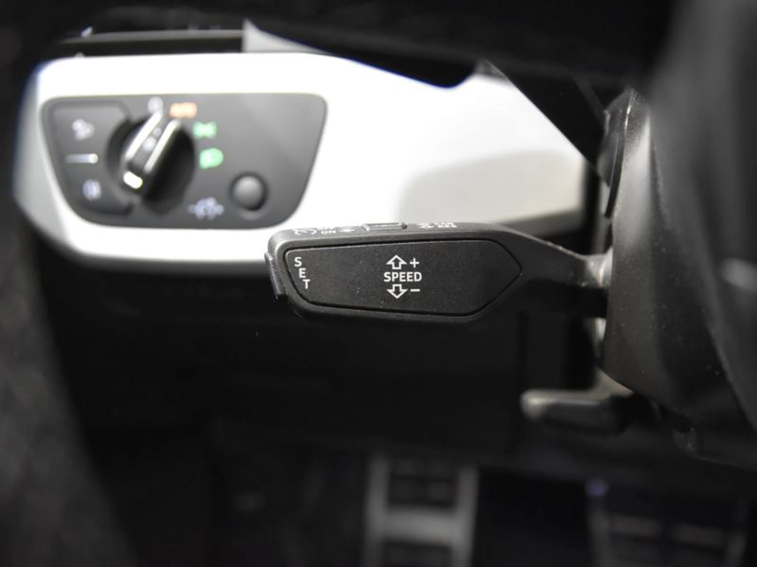 AUDI A4 AVANT S LINE 35 TDI 120KW S TRONIC - Foto 18