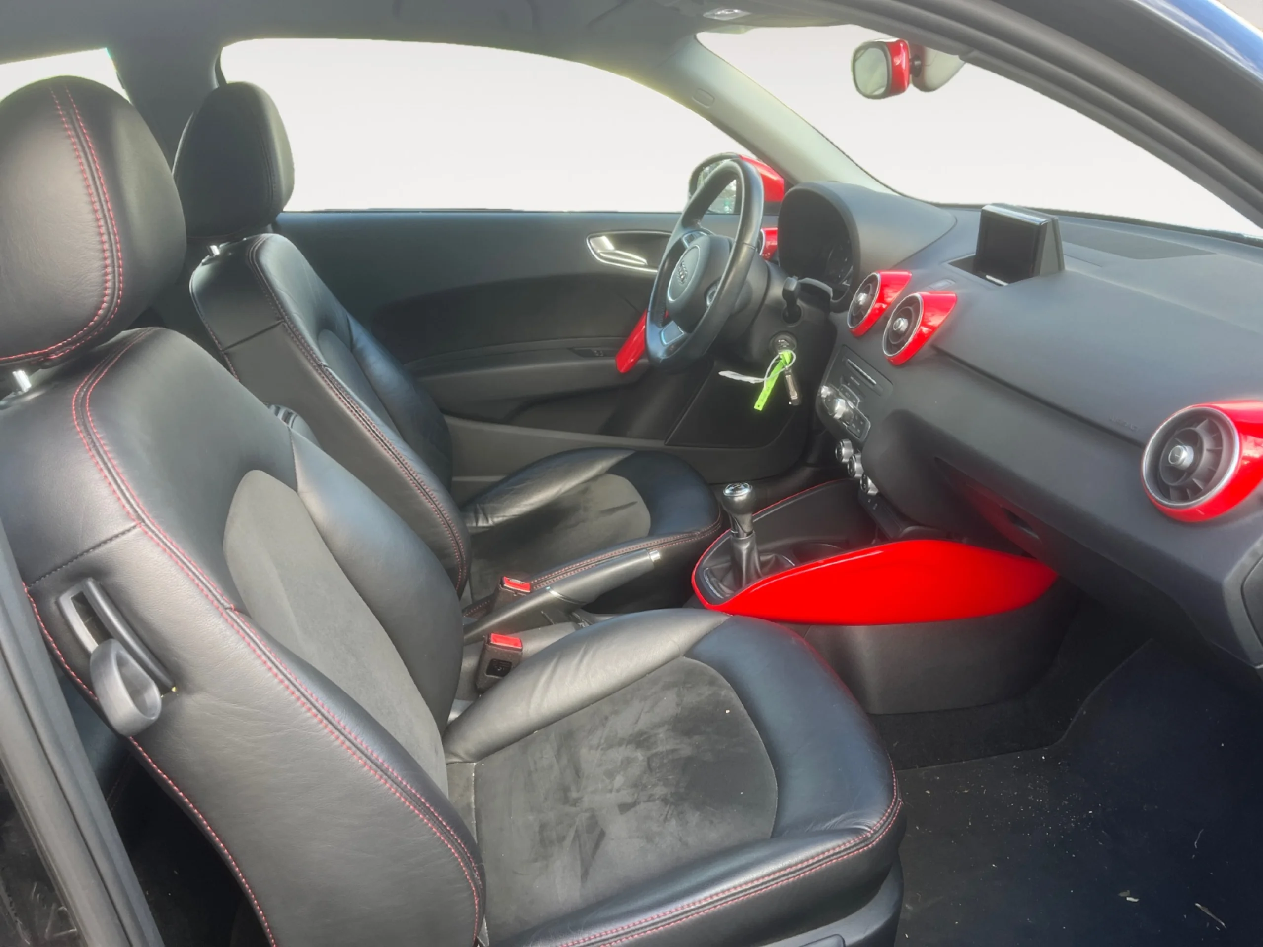 AUDI A1 1.0 TFSI 95CV ATTRACTED - Foto 5