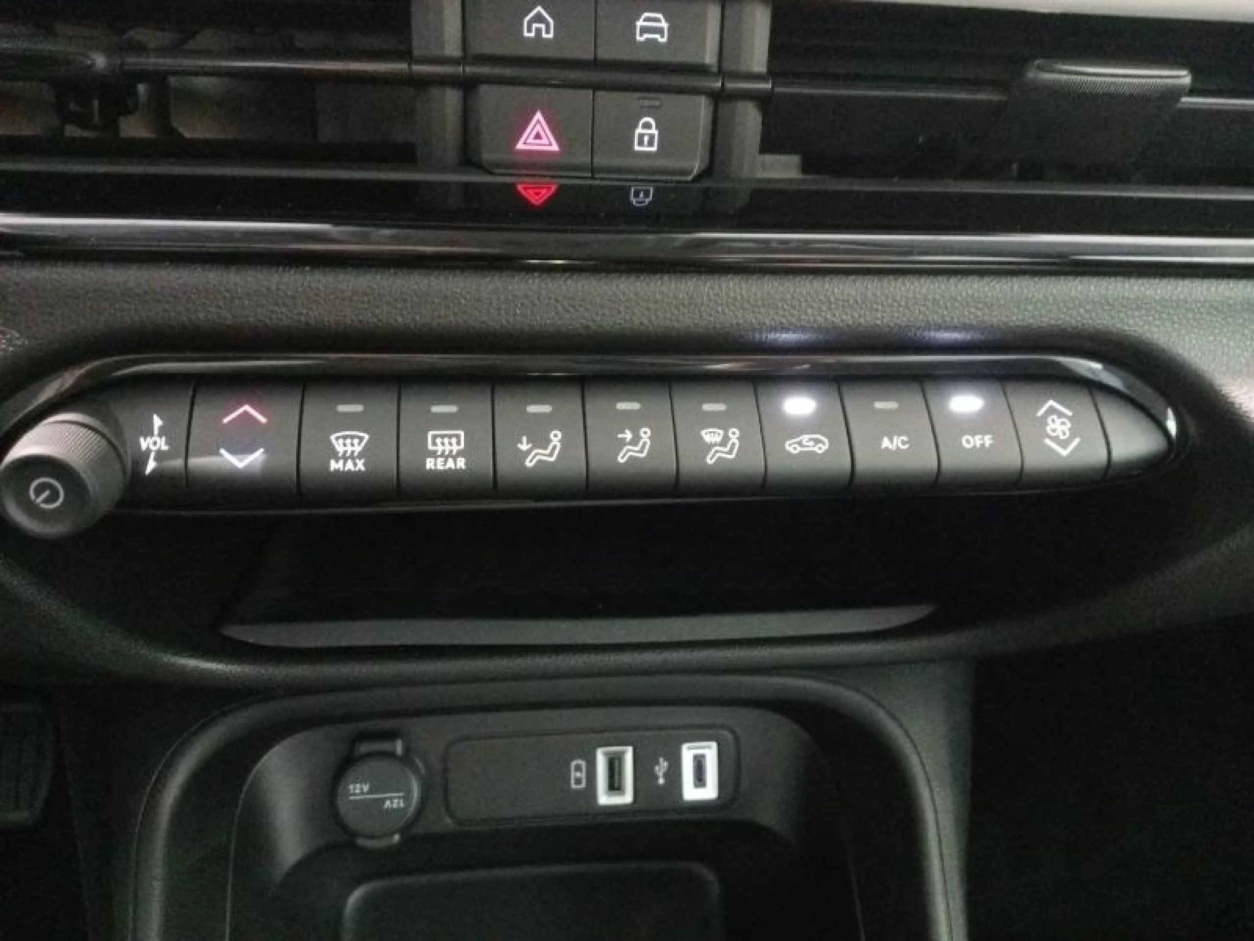 FIAT 600 POP 1.2 74KW (100CV) MT6 - Foto 13