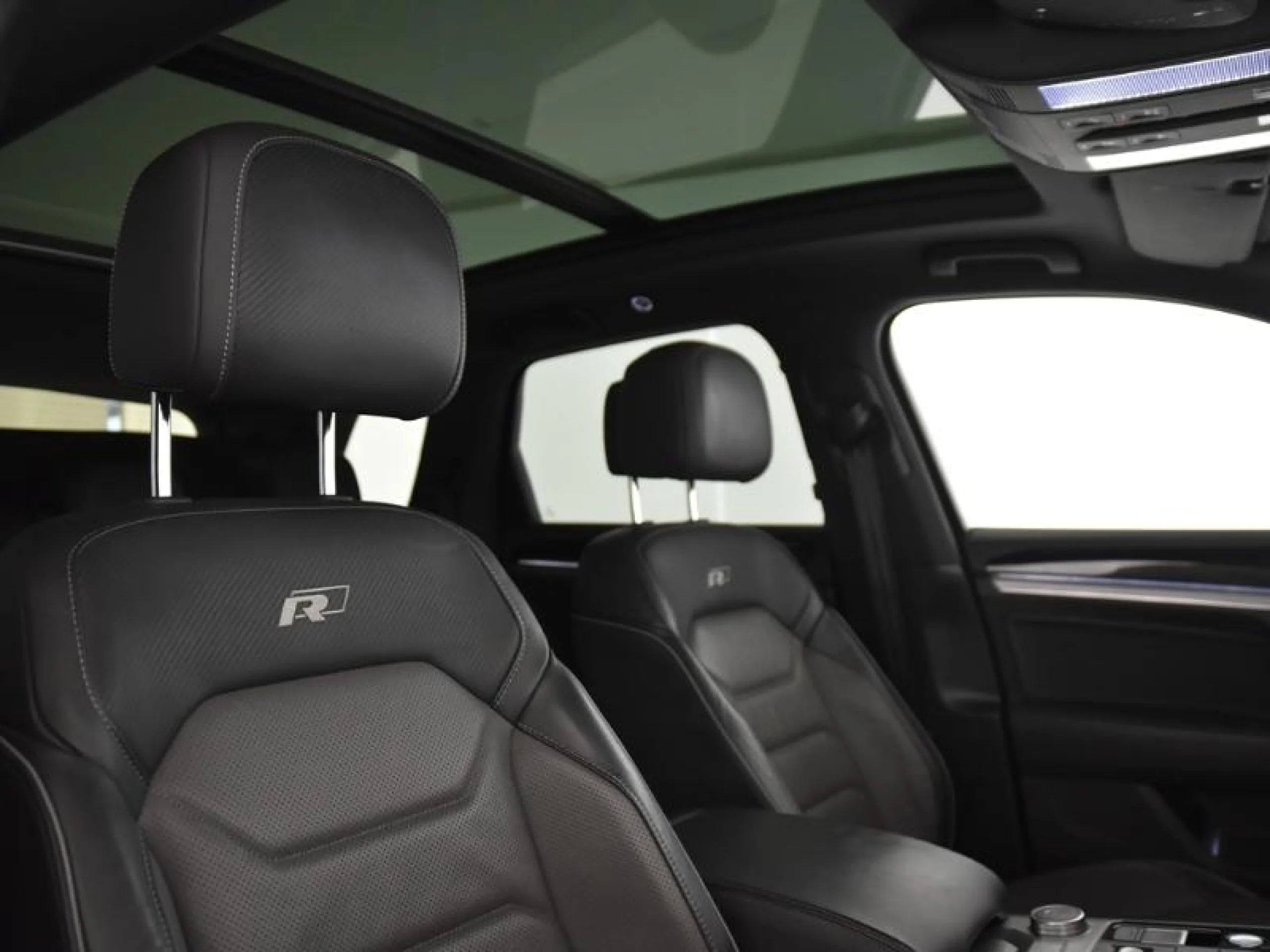 VOLKSWAGEN TOUAREG R LINE 3.0 TDI 210KW (286CV) TIP 4MOTION - Foto 12