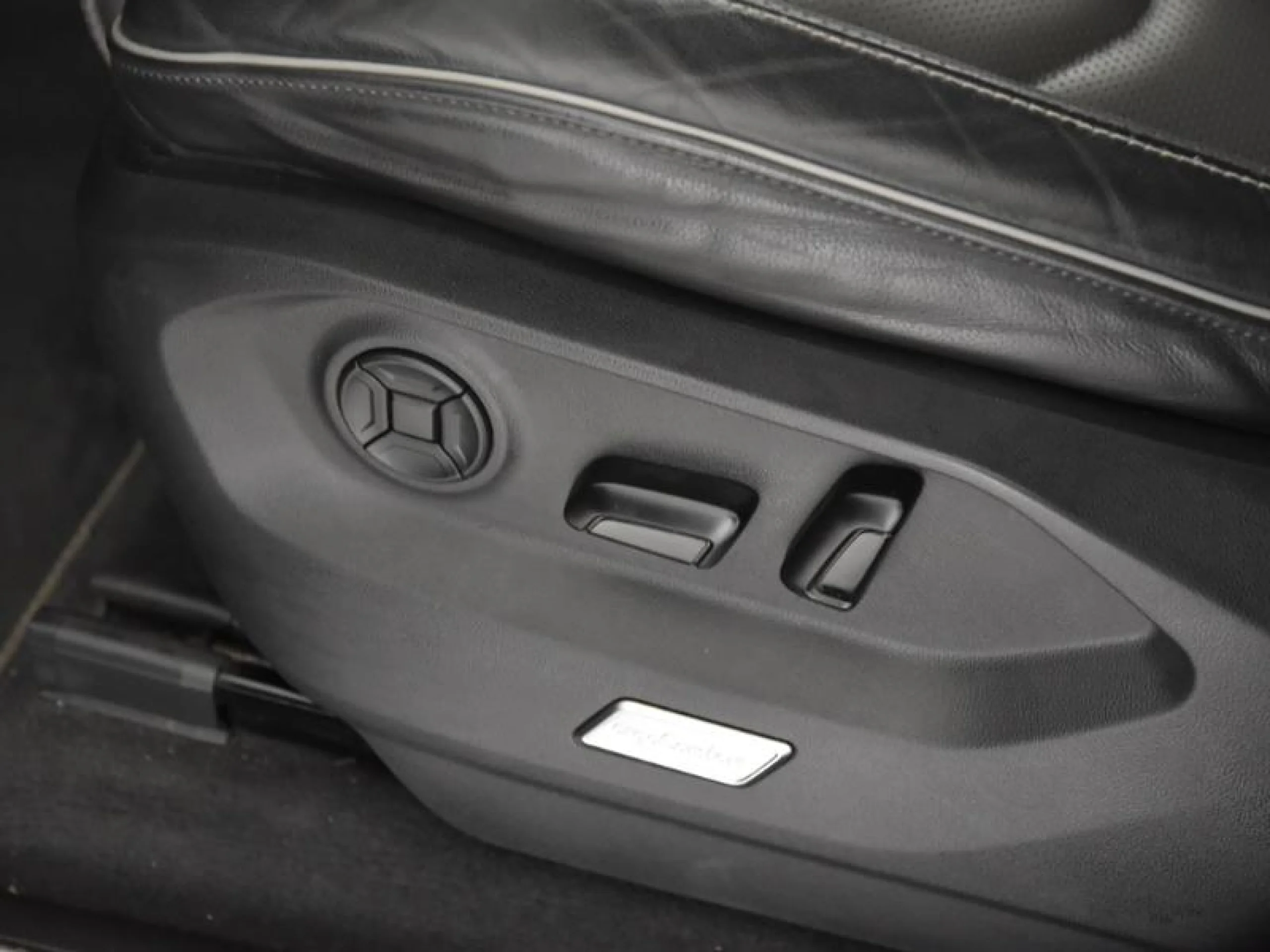 VOLKSWAGEN TOUAREG R LINE 3.0 TDI 210KW (286CV) TIP 4MOTION - Foto 15