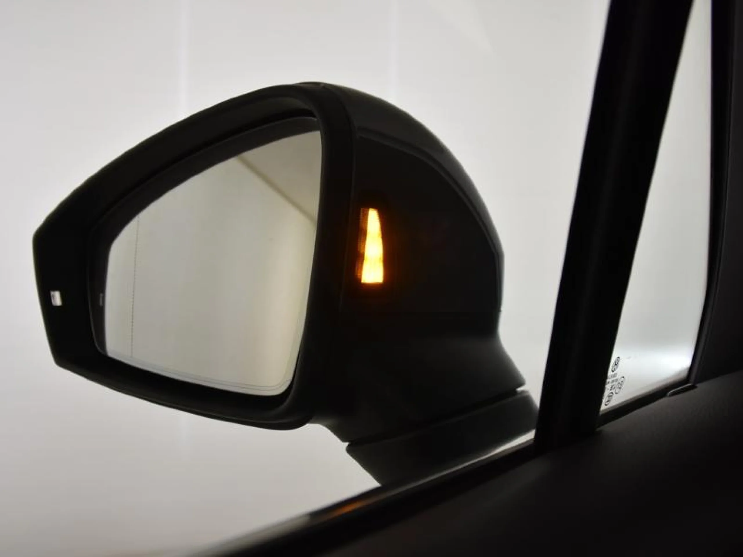 VOLKSWAGEN TOUAREG R LINE 3.0 TDI 210KW (286CV) TIP 4MOTION - Foto 25