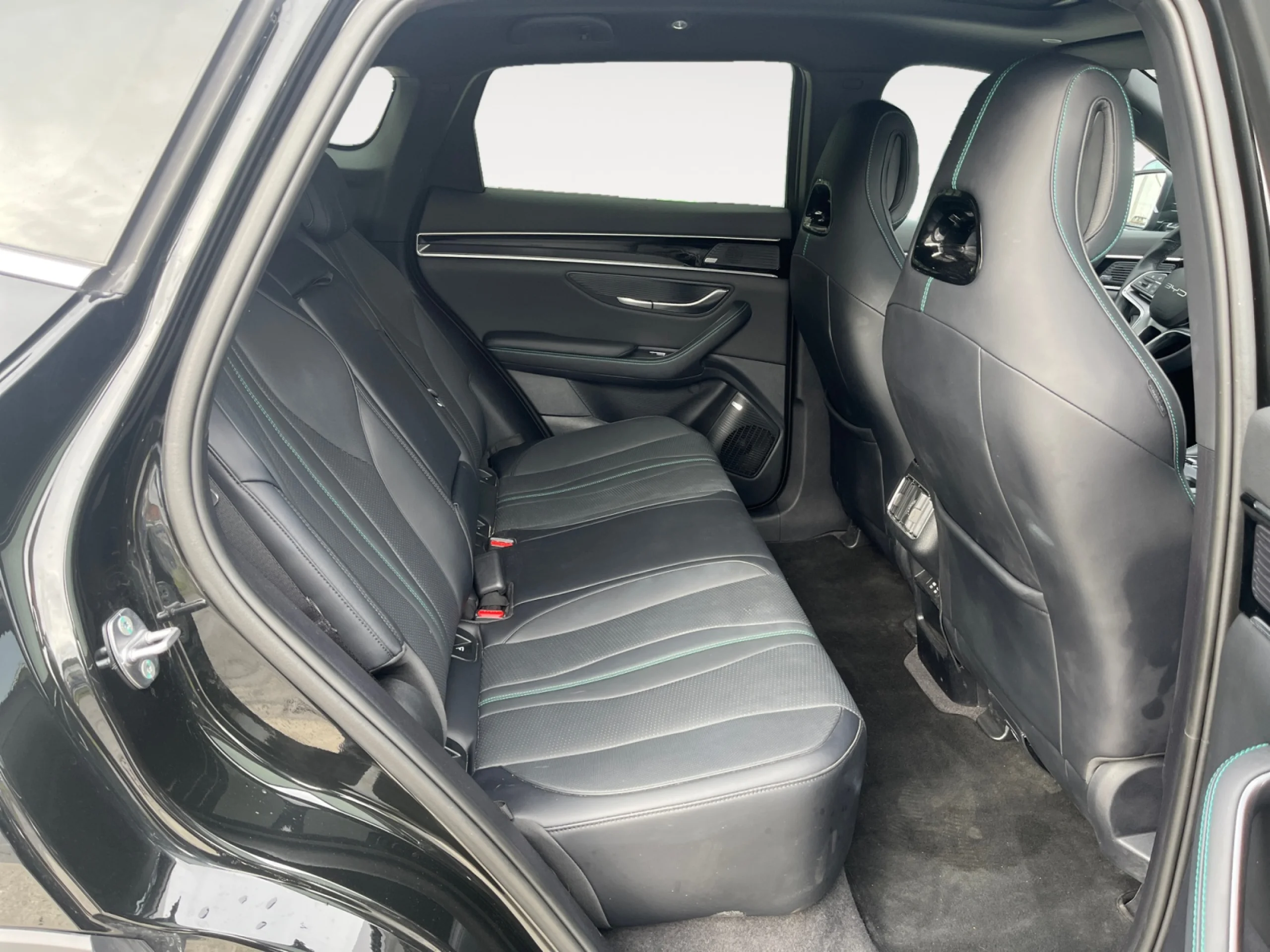 BYD SEAL U 1.5 DM I COMFORT - Foto 6