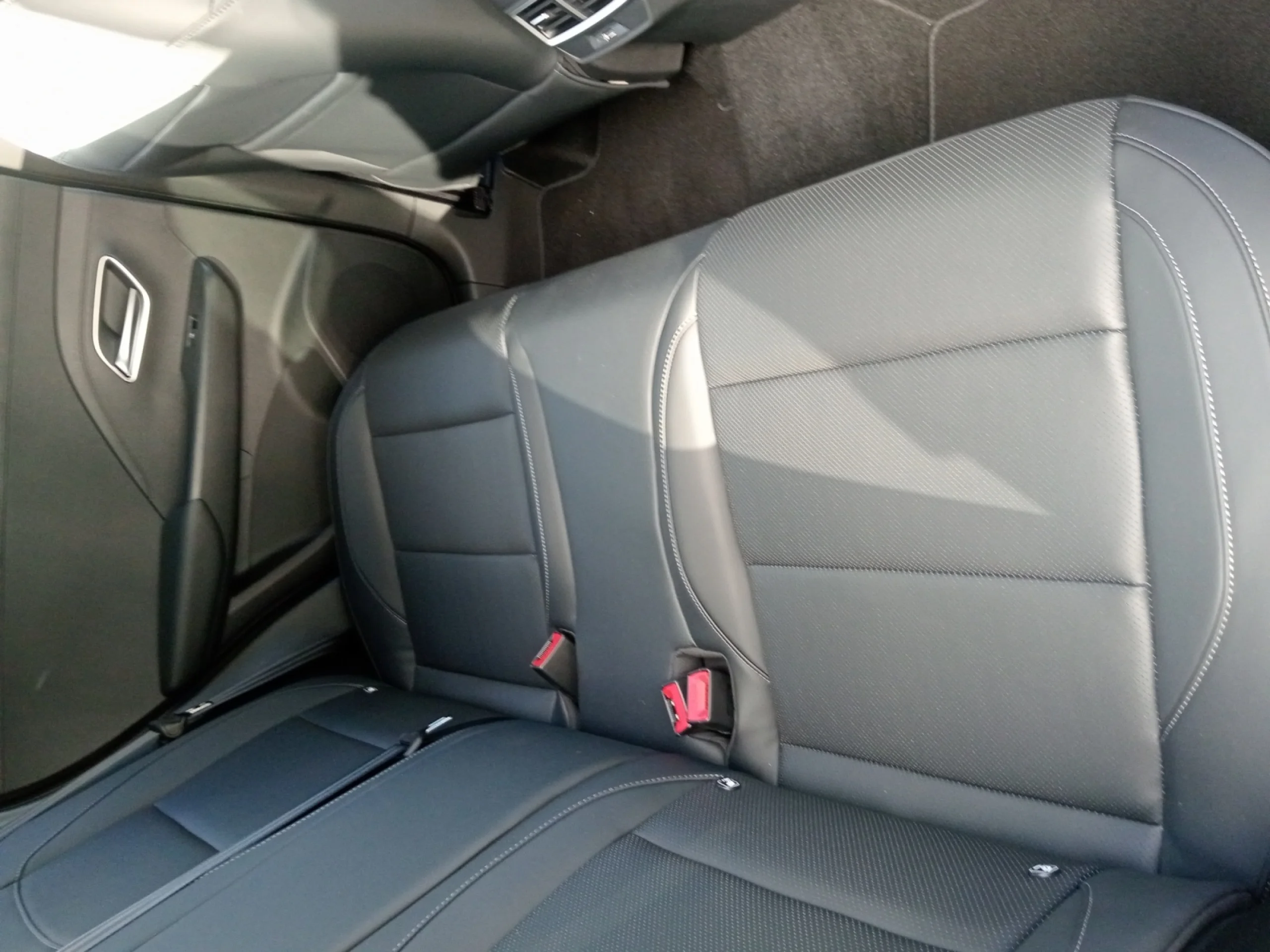 MG MGZS MG ZS32 1.5L HEV 2KWH AT 2WD LUX LHD NO OPTION DARK BLUE - Foto 6