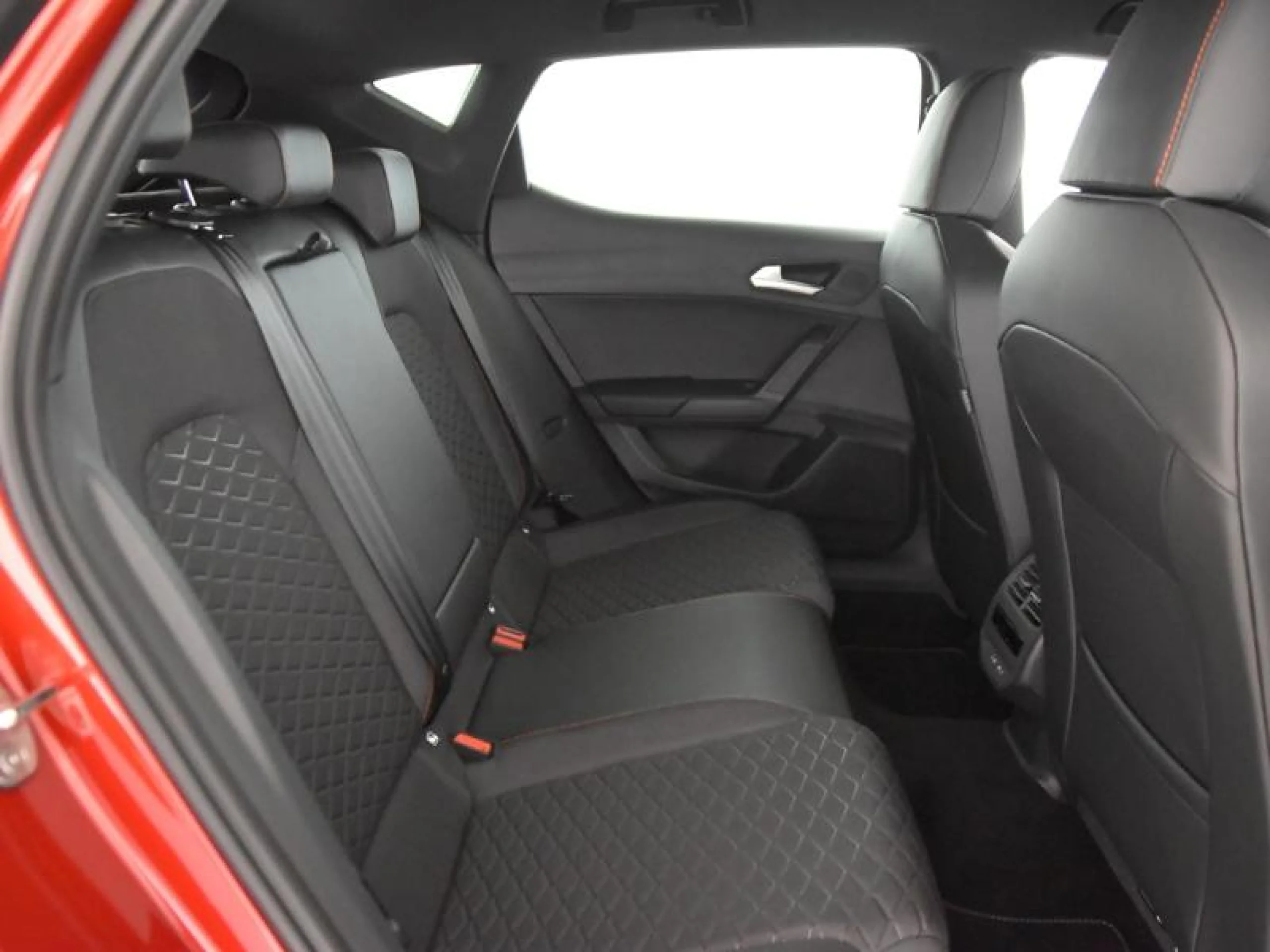 SEAT LEON 1.5 TSI 110KW S&S FR 75 ANIVERSARIO - Foto 6