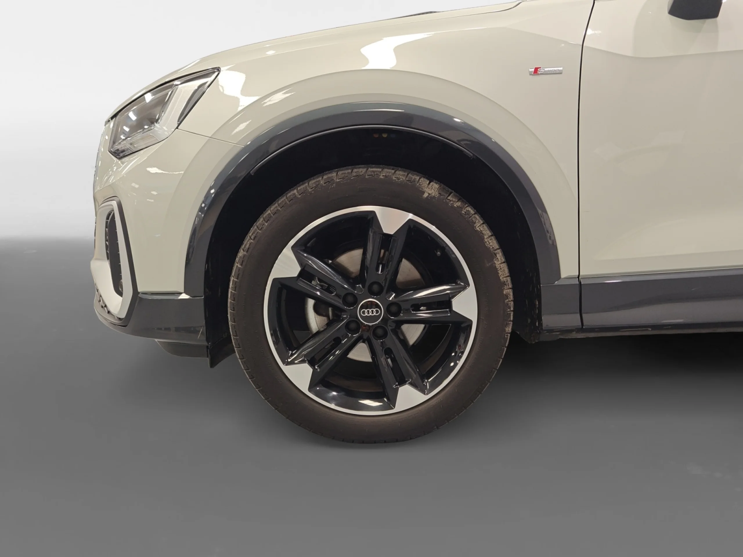 AUDI Q2 S LINE 30 TFSI 85KW (116CV) - Foto 8