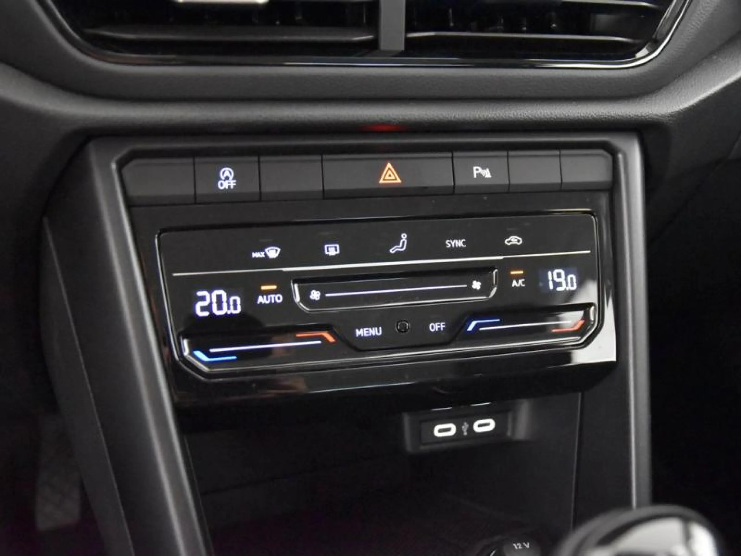 VOLKSWAGEN T ROC BUSINESS 2.0 TDI 85KW (115CV) - Foto 11
