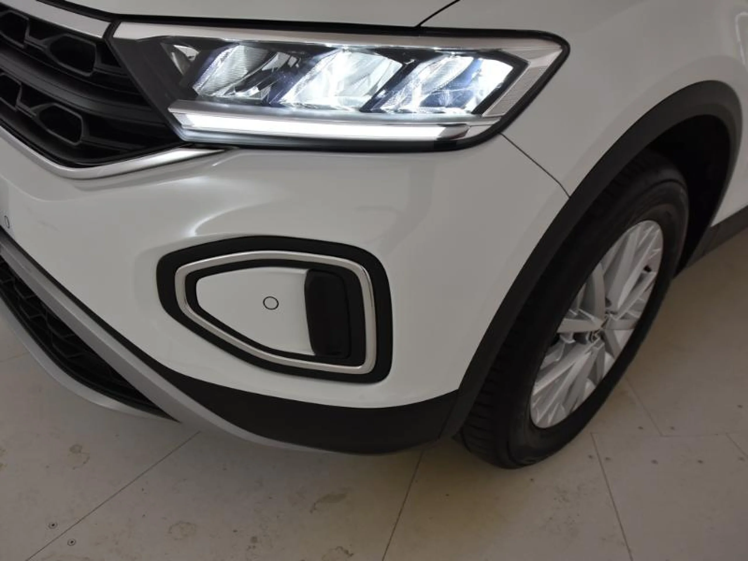 VOLKSWAGEN T ROC BUSINESS 2.0 TDI 85KW (115CV) - Foto 17