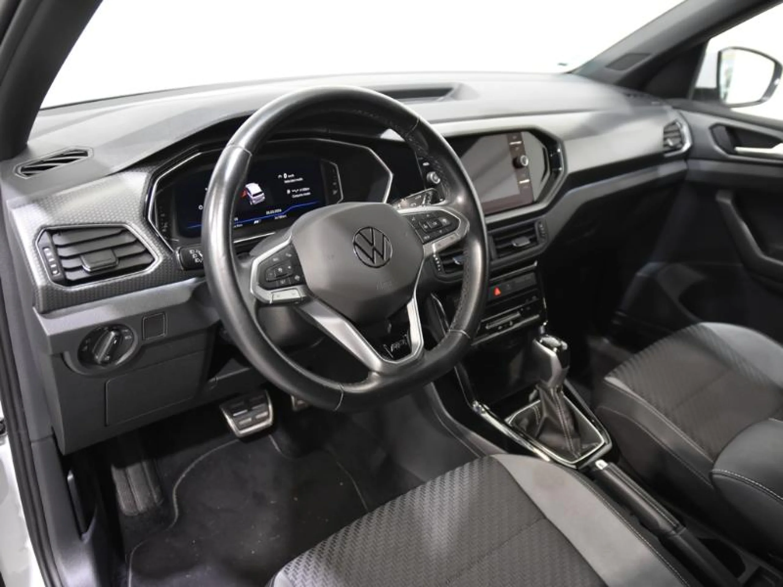 VOLKSWAGEN T CROSS SPORT 1.0 TSI 81KW (110CV) DSG - Foto 9