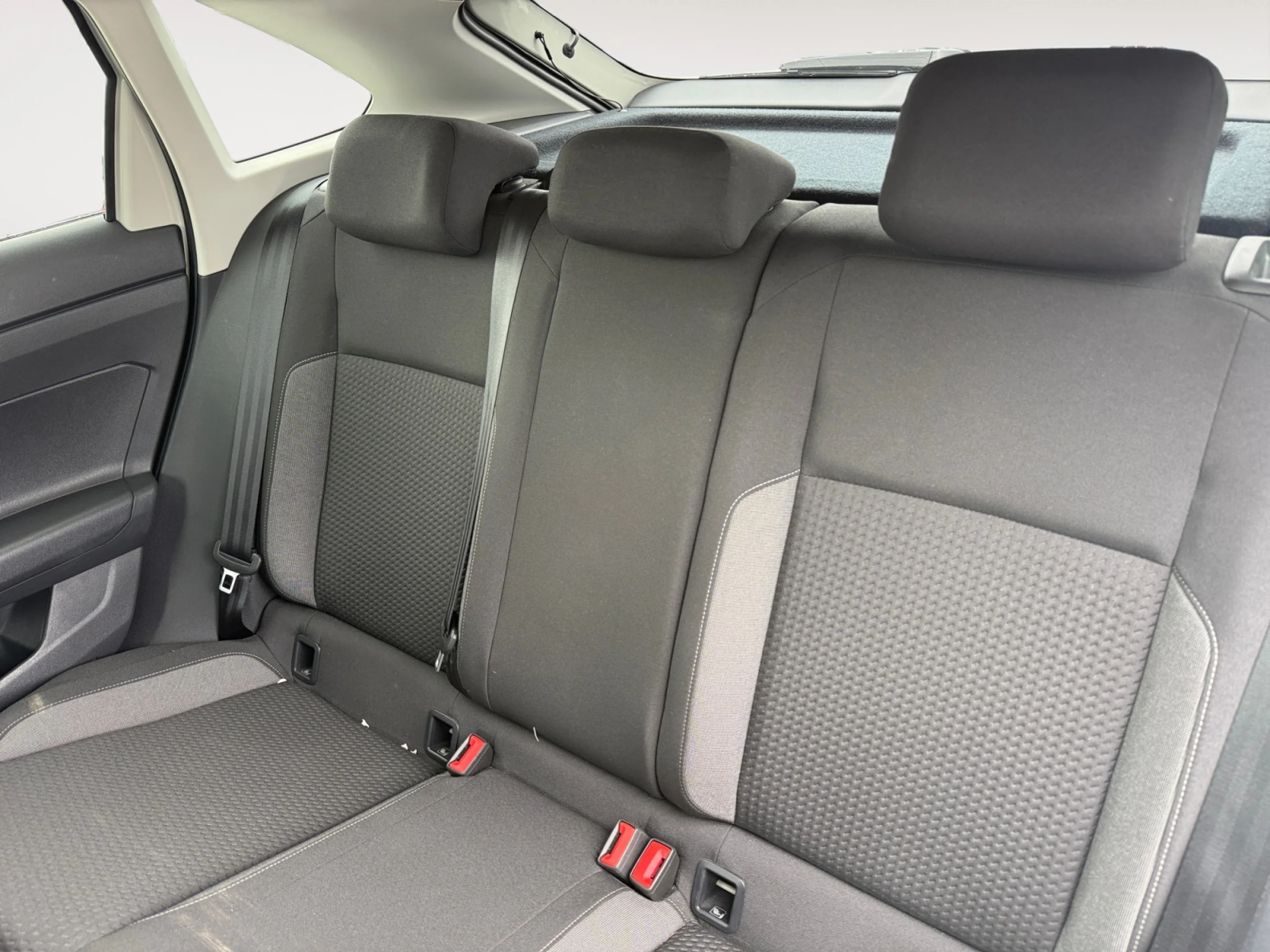 VOLKSWAGEN TAIGO LIFE 1.0 TSI 81KW (110CV) - Foto 6
