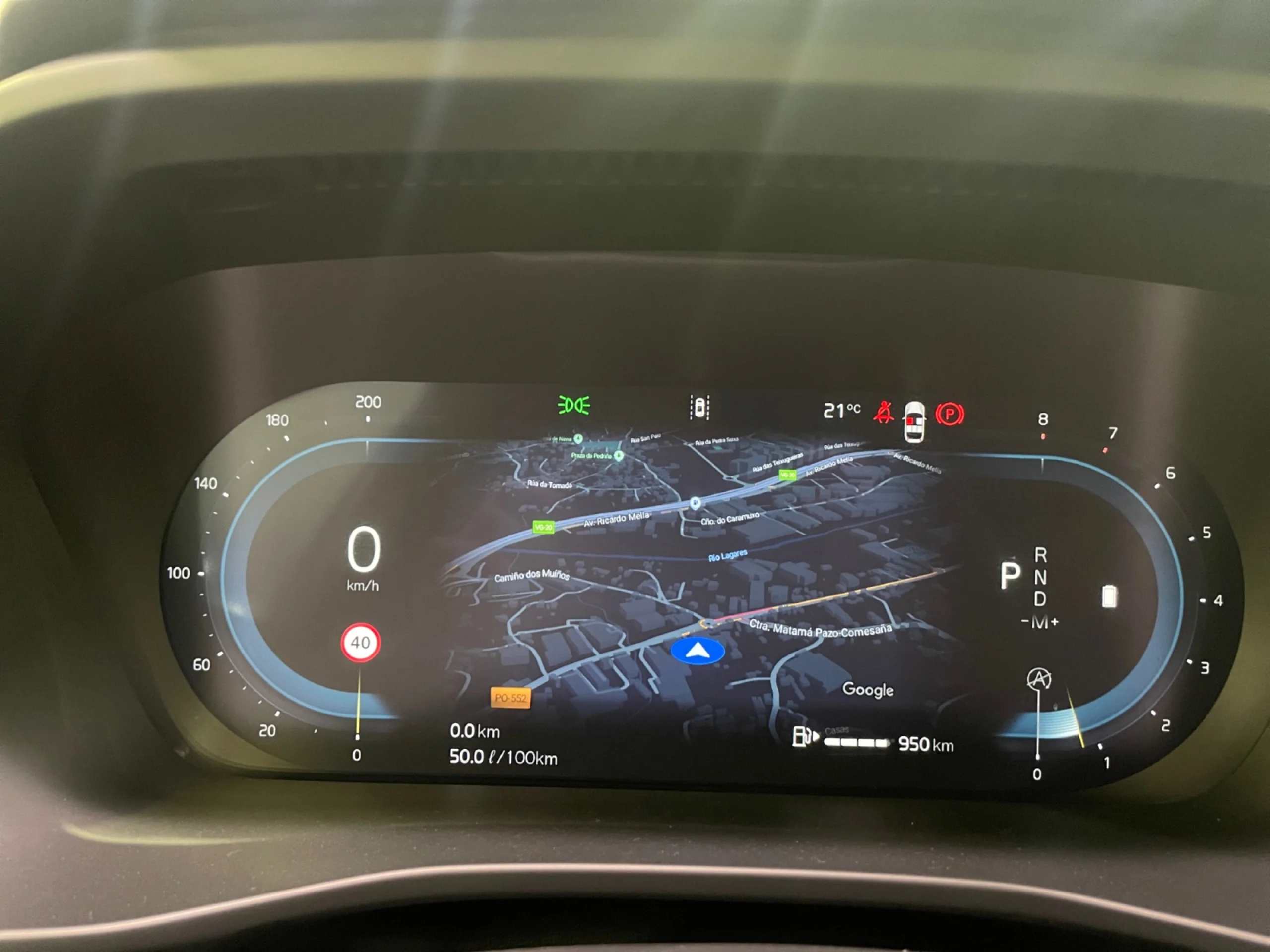 VOLVO XC40 2.0 B3 G CORE AUTO - Foto 15