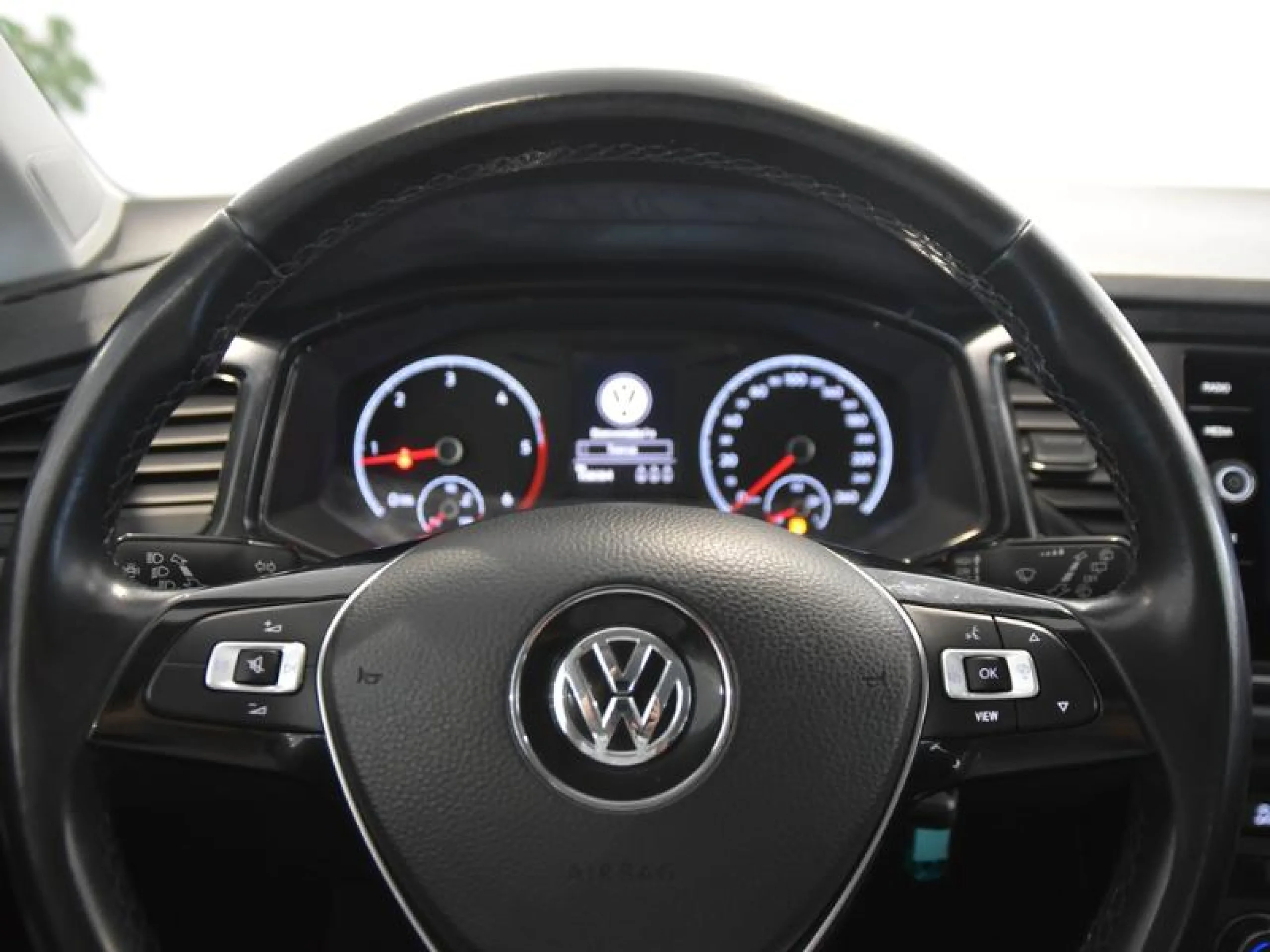 VOLKSWAGEN T ROC EDITION 1.6 TDI 85KW (115CV) - Foto 13