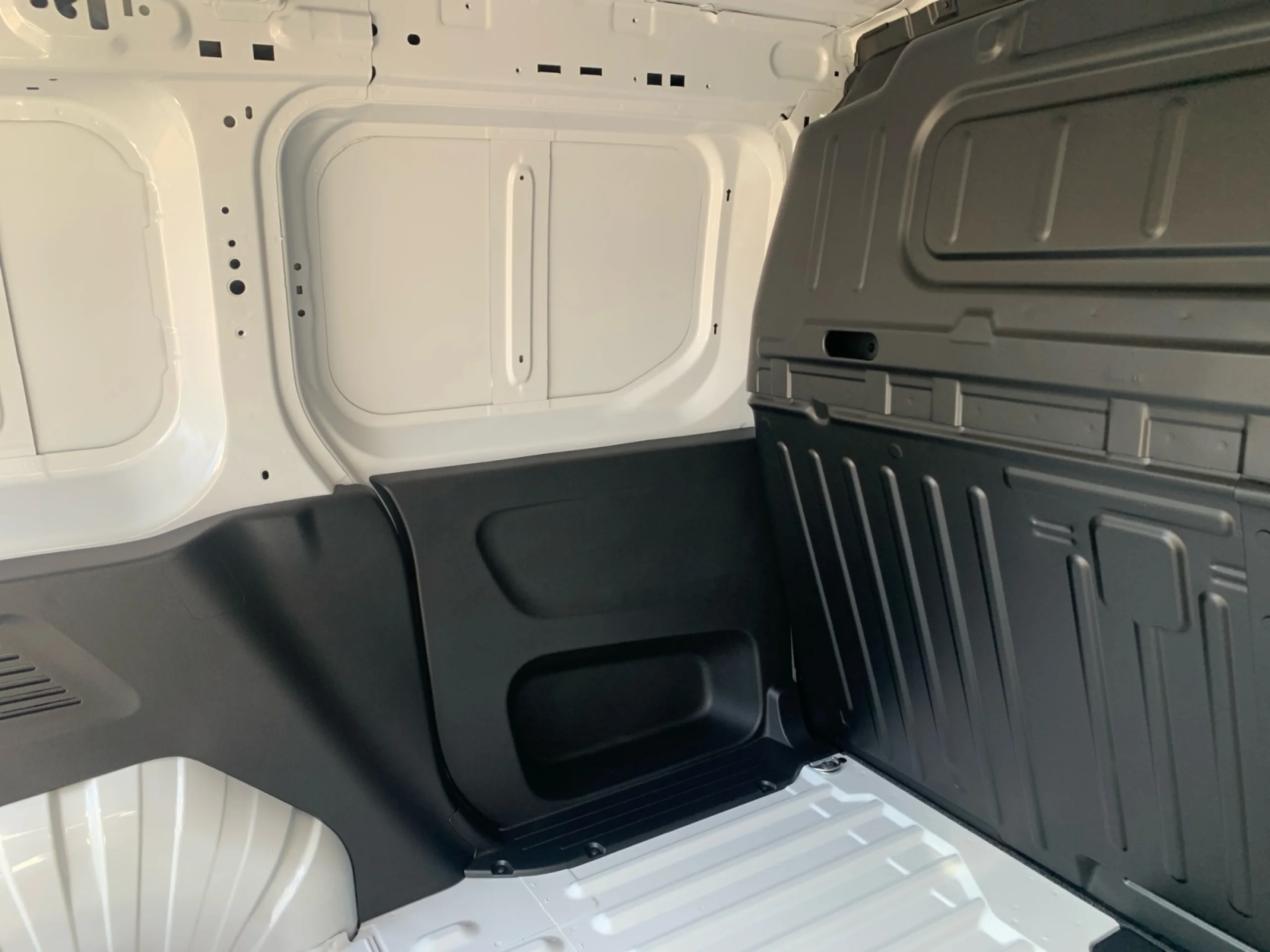 OPEL COMBO CARGO L 1000KG DIESEL 1.5 100HP S&S MT E - Foto 6