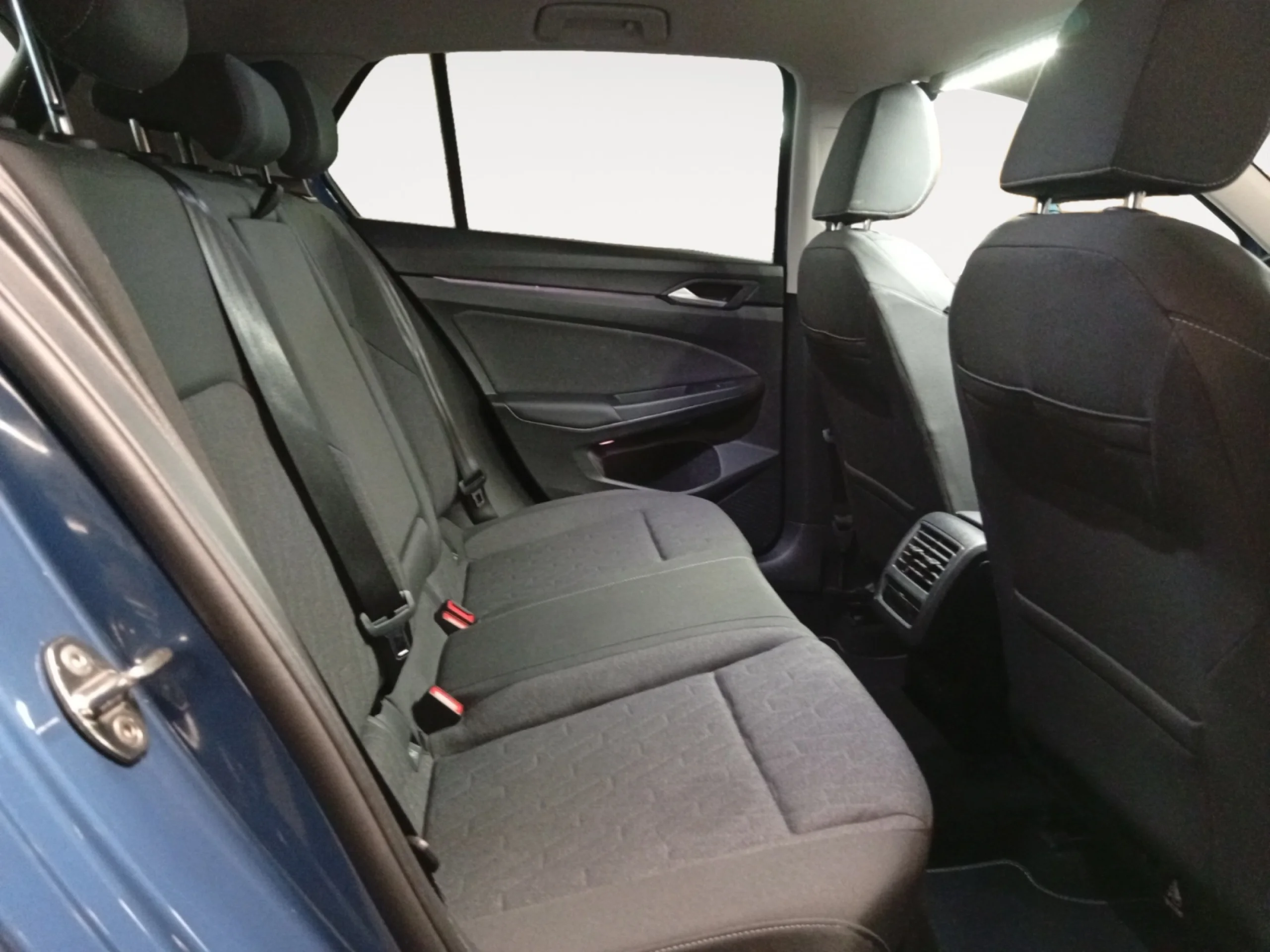 VOLKSWAGEN GOLF ··MÁS·· 1.5 TSI 85KW (115CV) - Foto 6