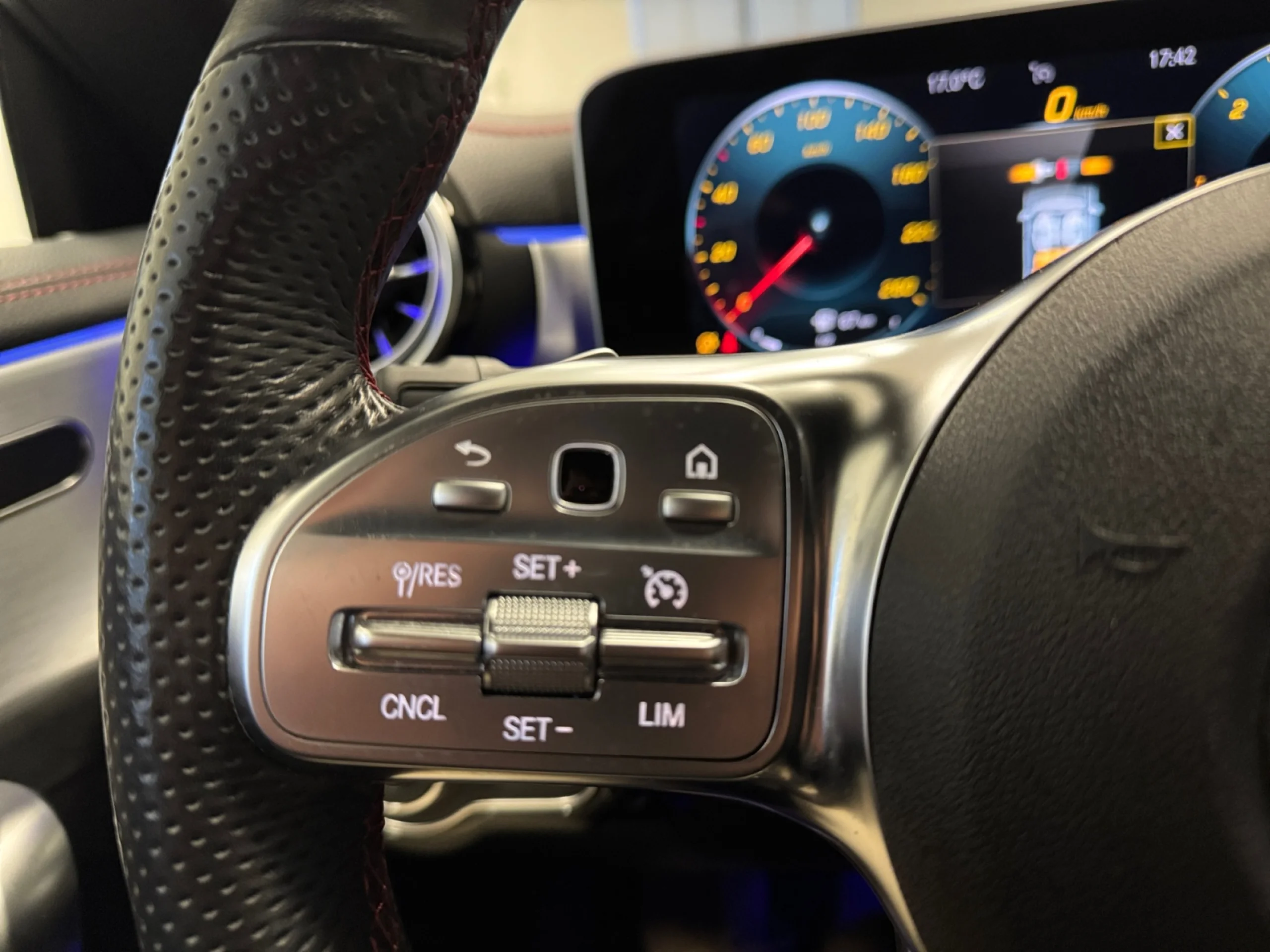 MERCEDES-BENZ CLA CLA 200 D DCT SHOOTING BRAKE - Foto 18