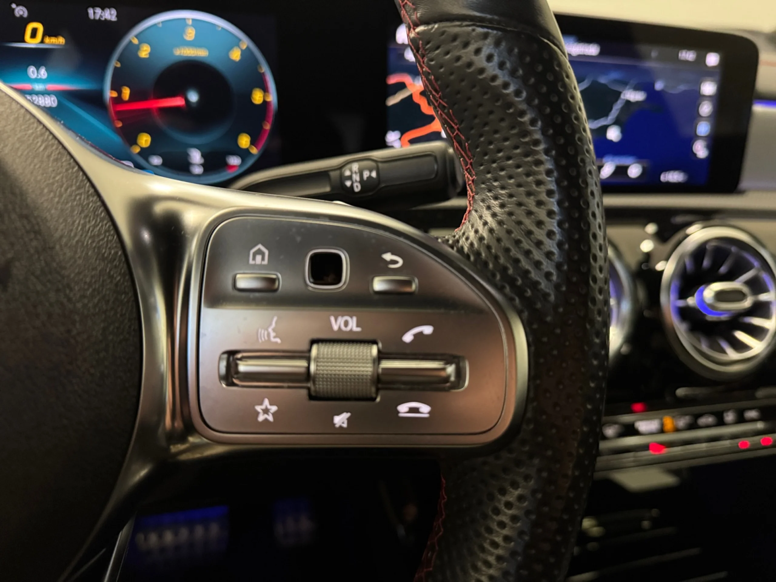 MERCEDES-BENZ CLA CLA 200 D DCT SHOOTING BRAKE - Foto 19