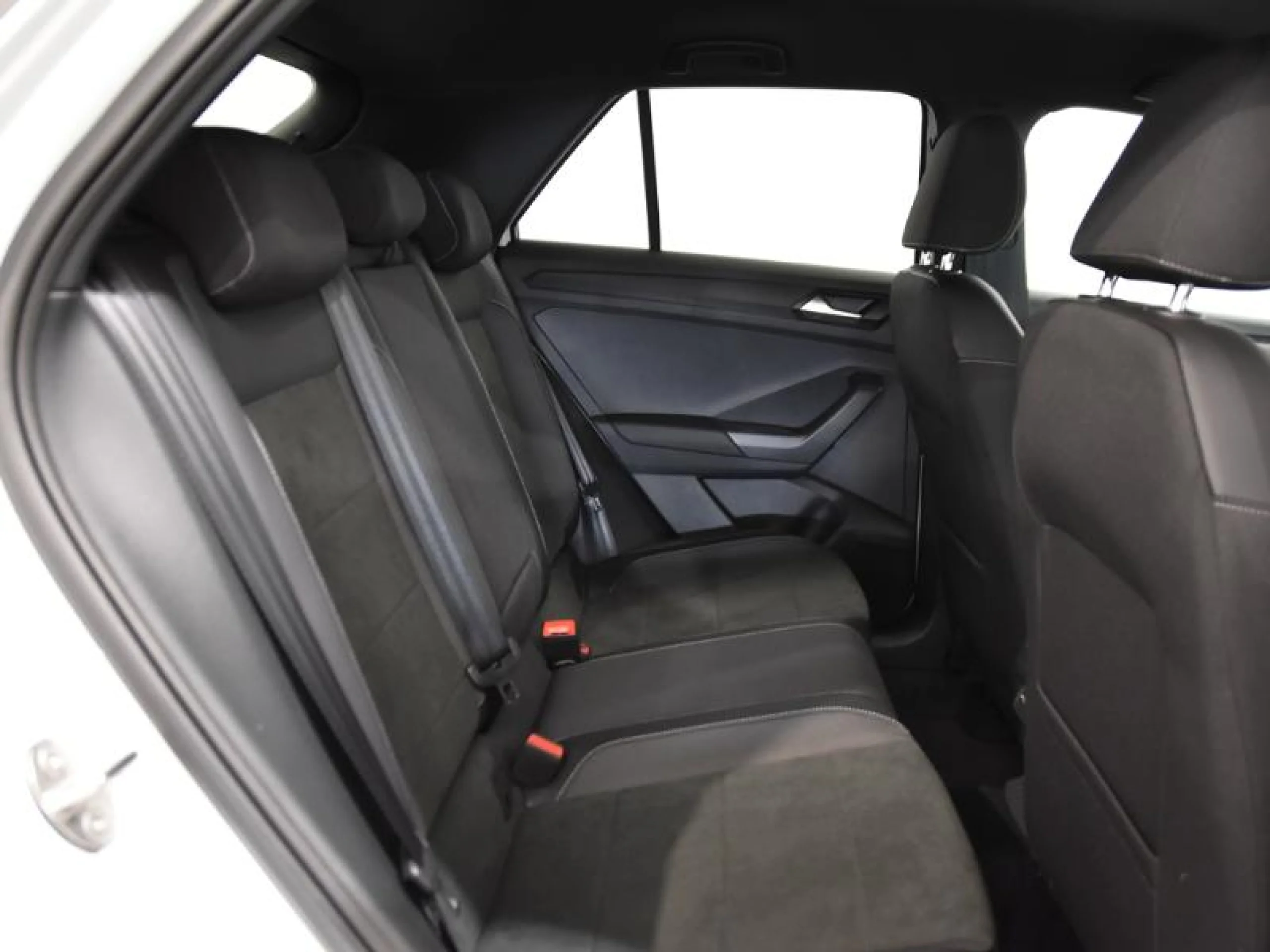 VOLKSWAGEN T ROC T ROC DARK LINE 1.5 TSI 110 KW (150 CV)  AUTOMÁTICO DSG 7 VEL. - Foto 6