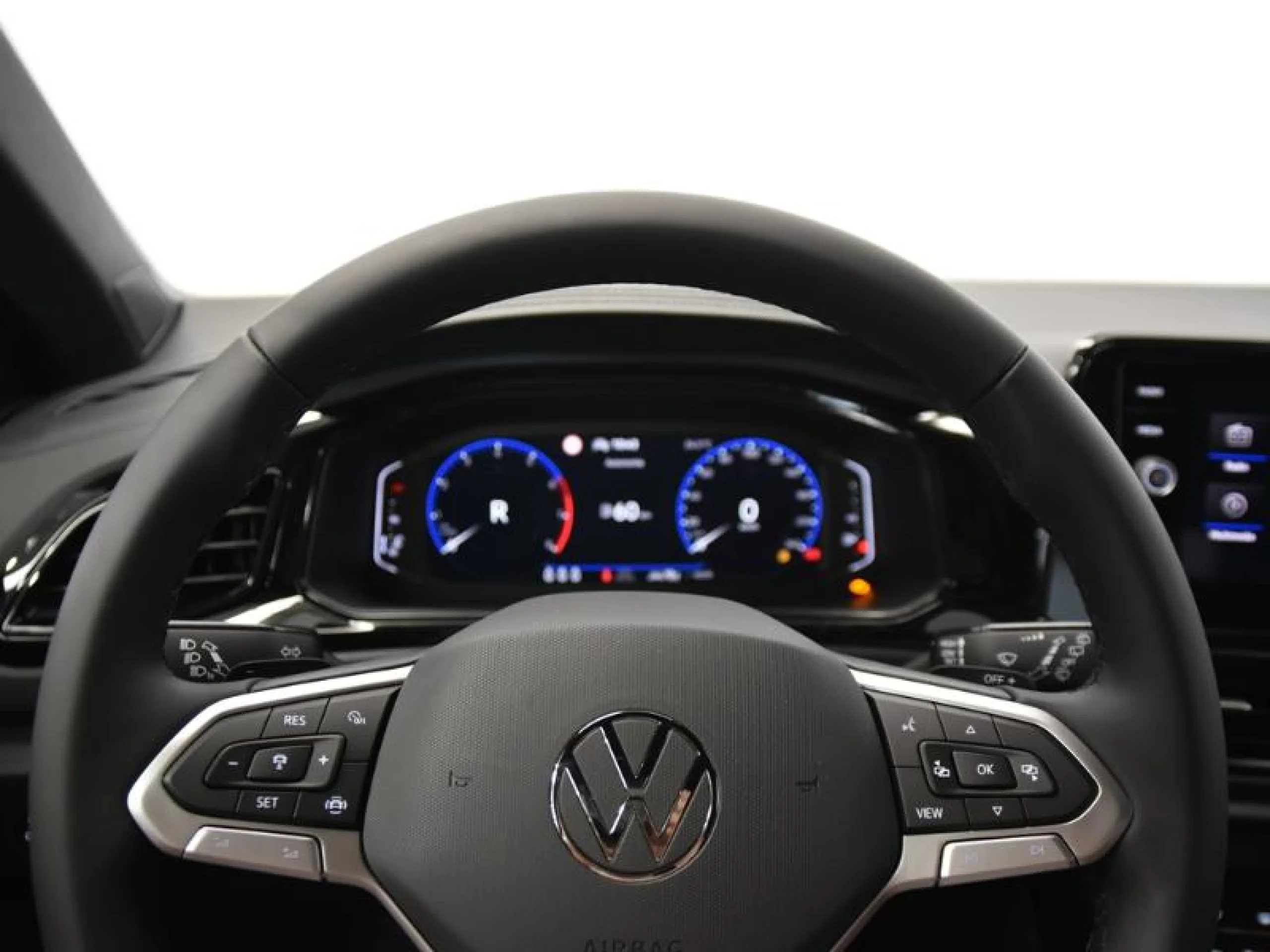 VOLKSWAGEN T ROC T ROC DARK LINE 1.5 TSI 110 KW (150 CV)  AUTOMÁTICO DSG 7 VEL. - Foto 15