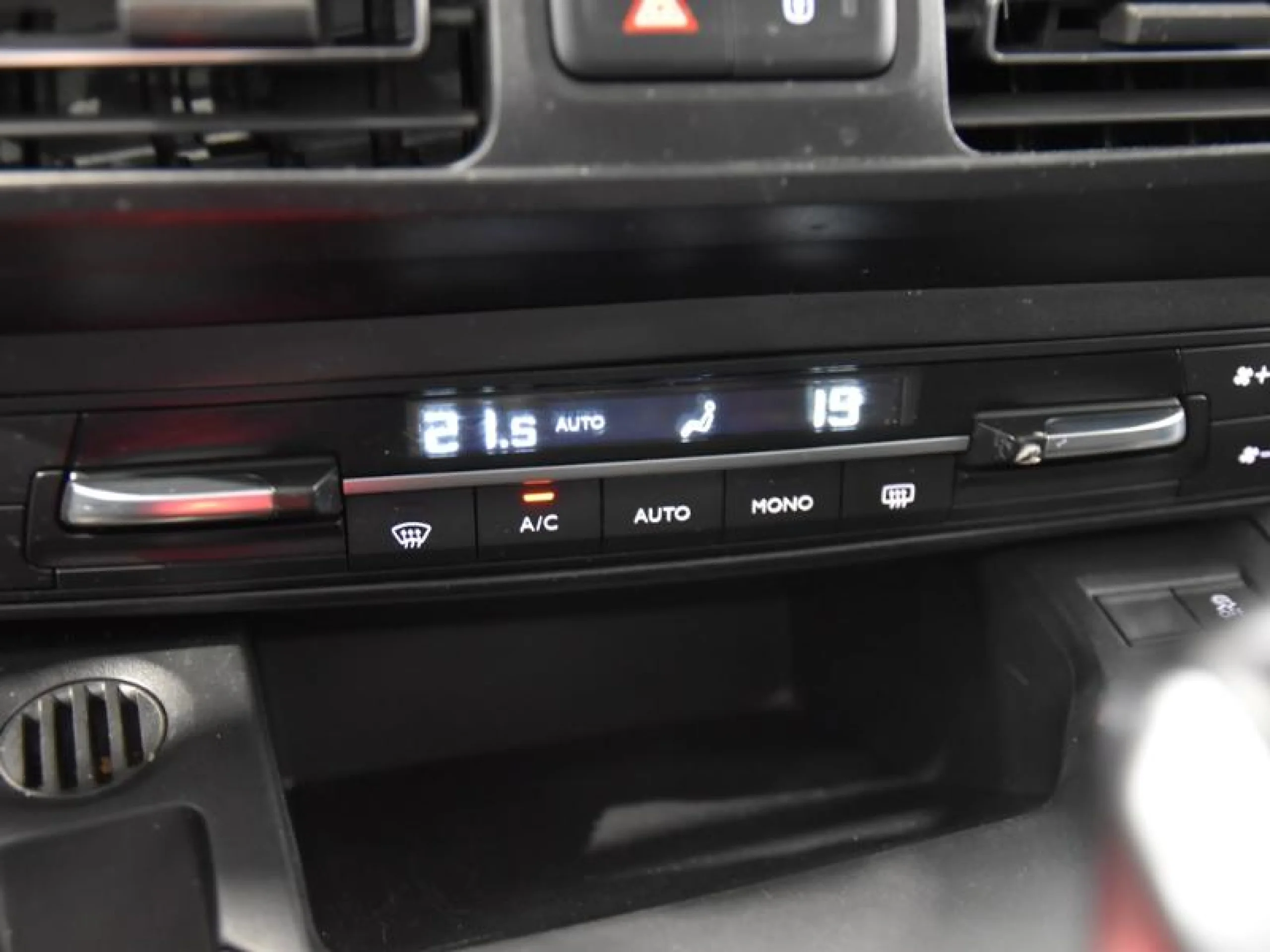 PEUGEOT Rifter ALLURE STANDARD BLUEHDI 73KW - Foto 12