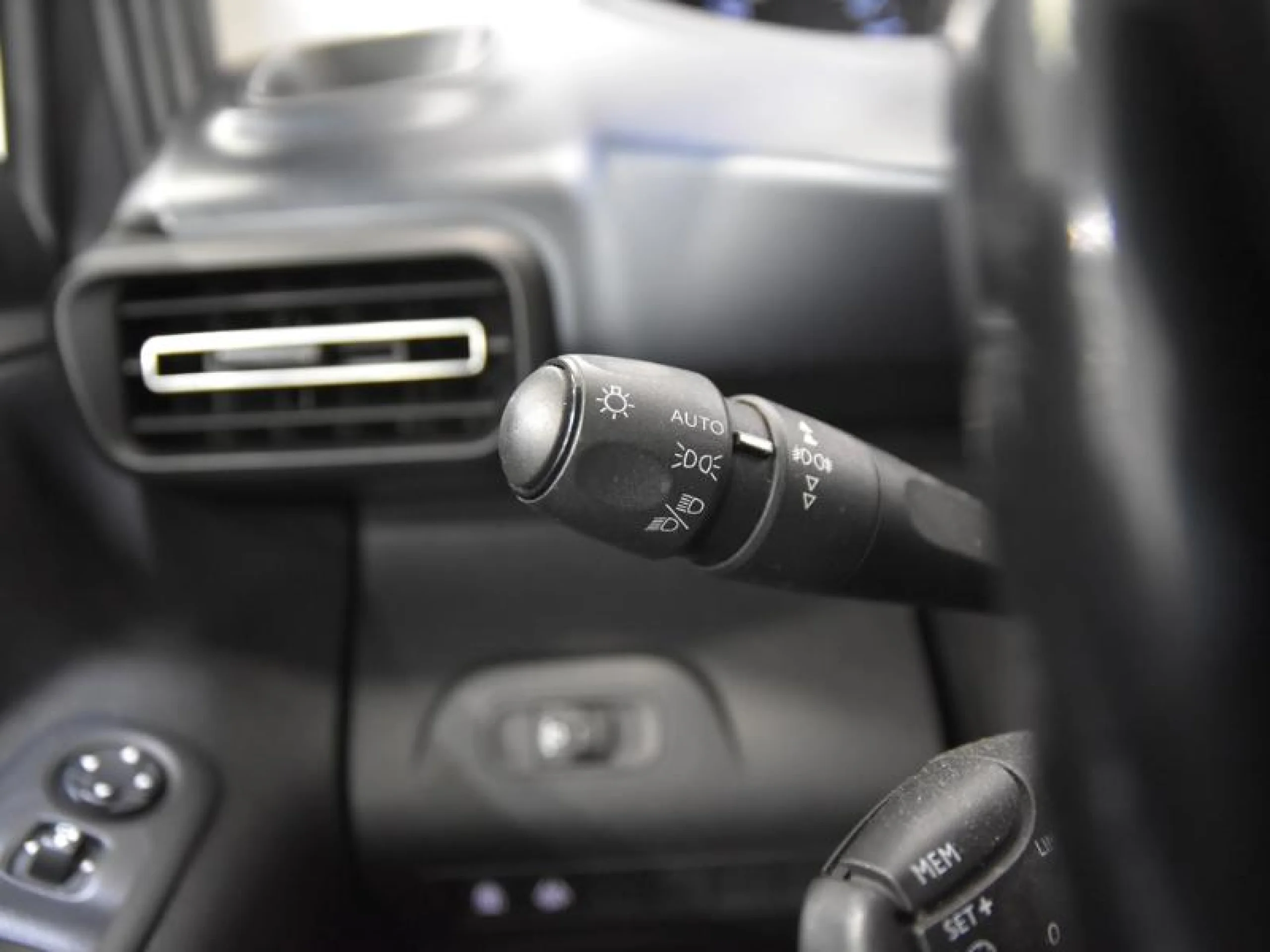 PEUGEOT Rifter ALLURE STANDARD BLUEHDI 73KW - Foto 19