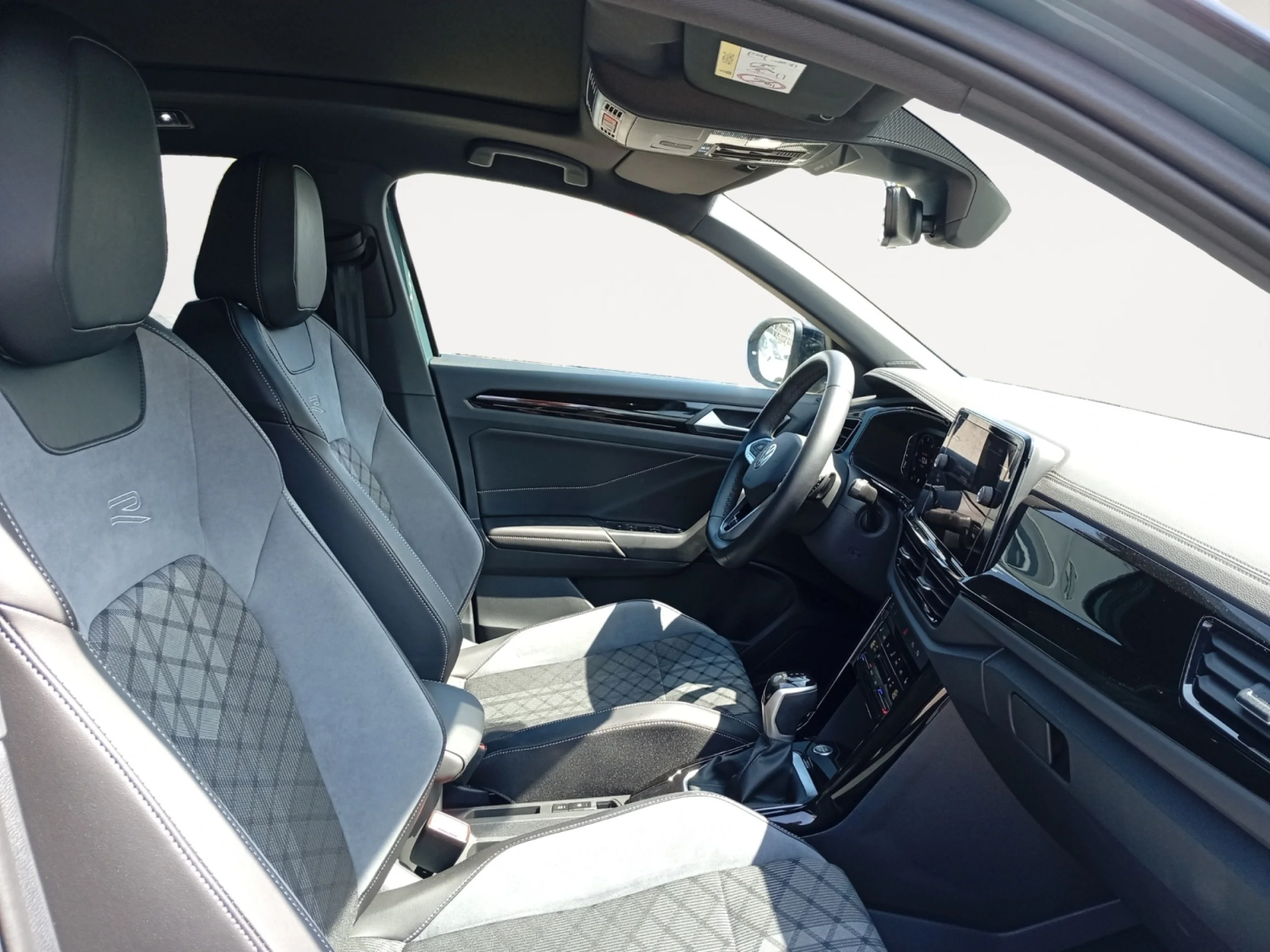 VOLKSWAGEN T ROC R LINE 2.0 TDI 110KW (150CV) DSG - Foto 5