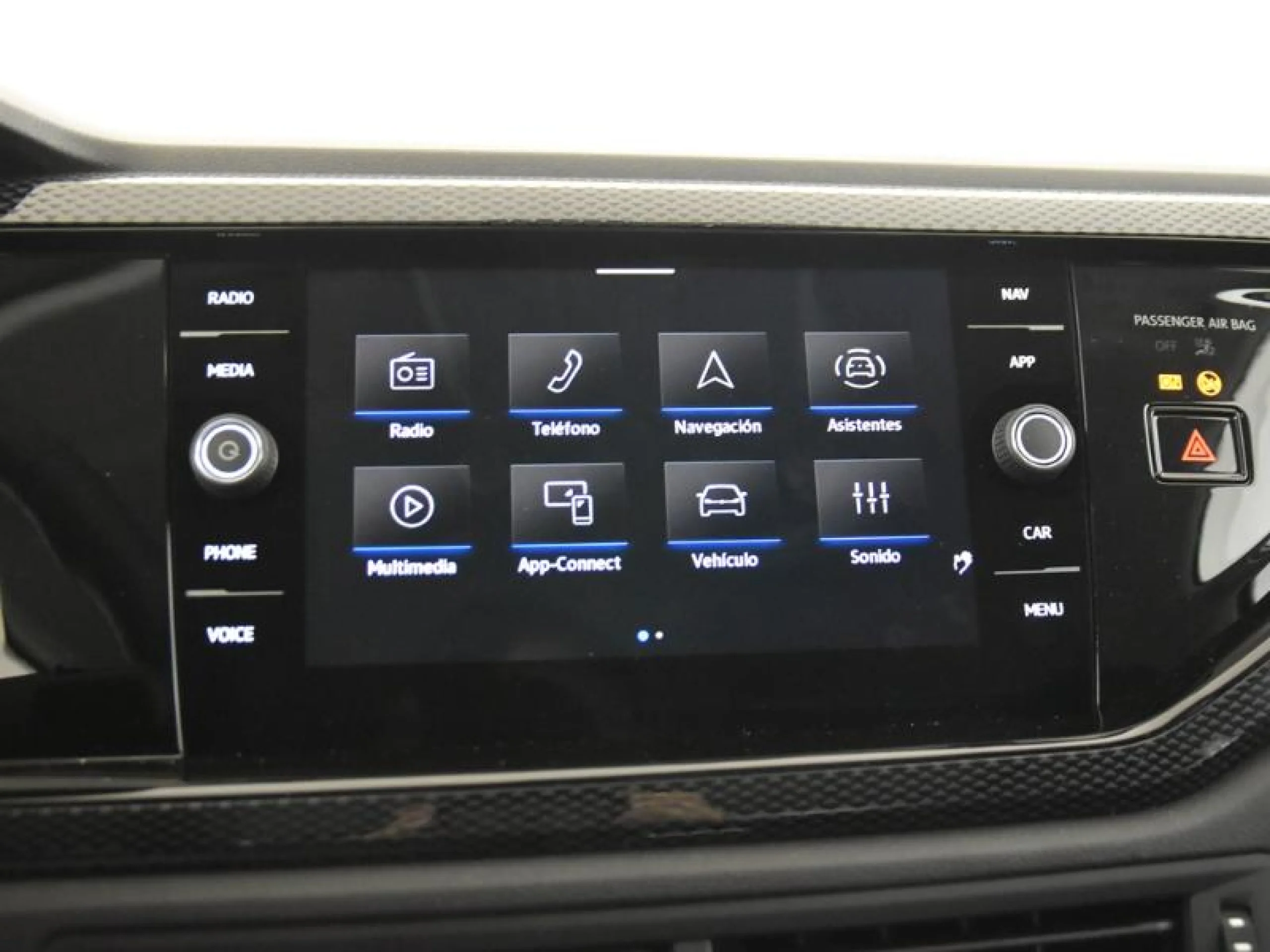 VOLKSWAGEN POLO POLO MÁS 1.0 TSI 70 KW (95 CV)  5 VEL. - Foto 12