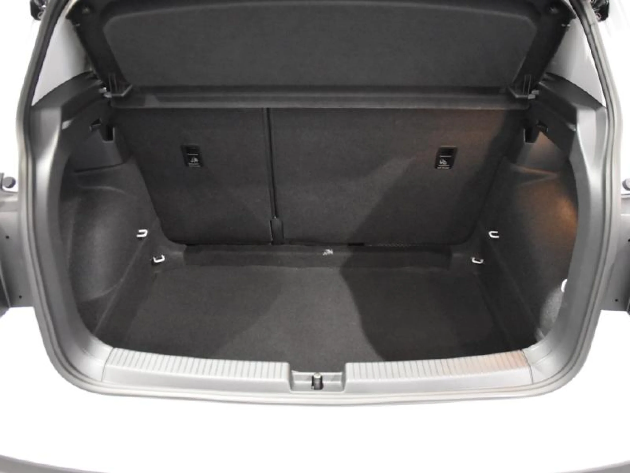 VOLKSWAGEN T CROSS T CROSS 1.0 TSI 70 KW (95 CV)  5 VEL. - Foto 9