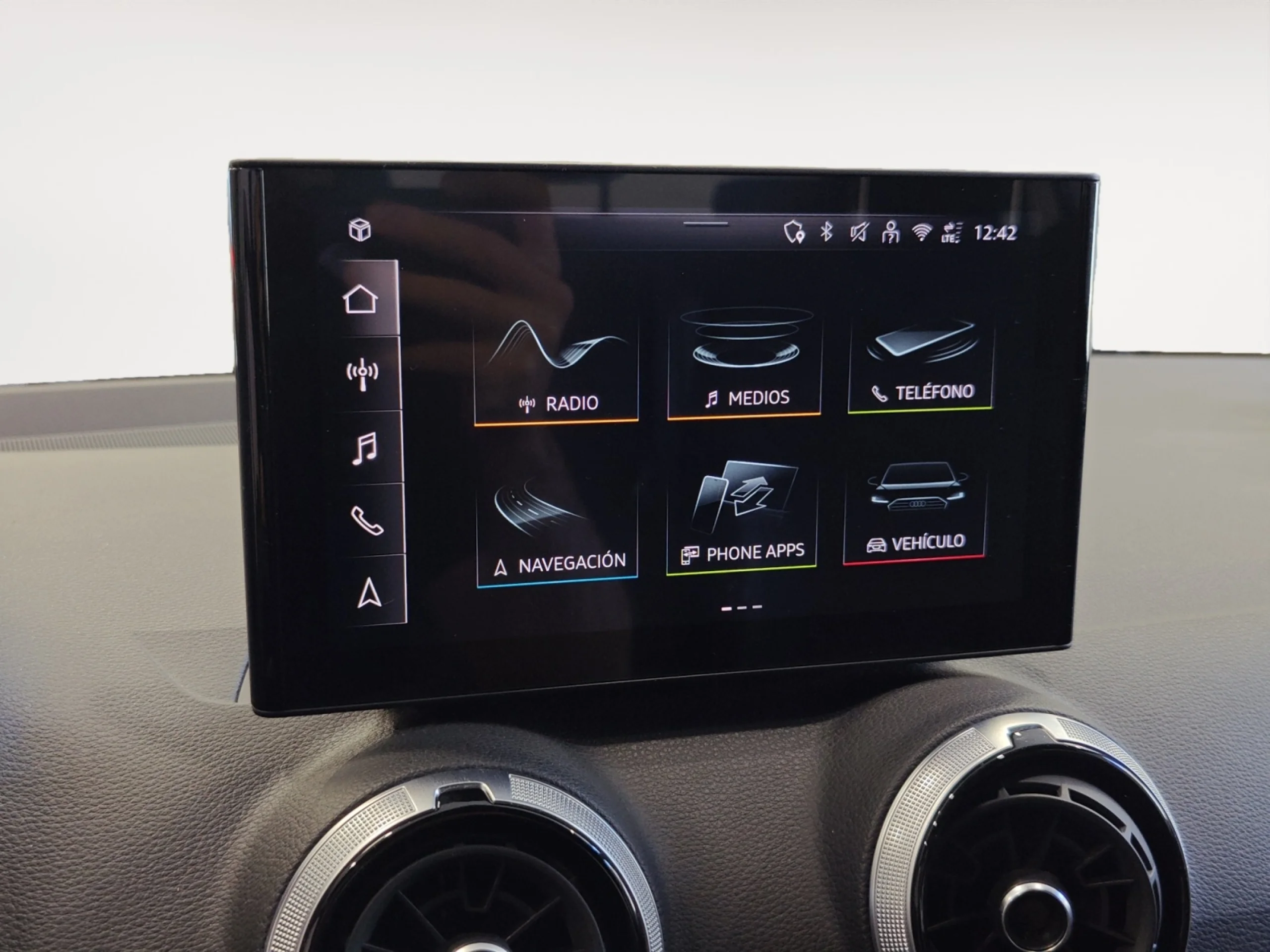 AUDI Q2 ADRENALIN EDITION 35 TDI 110KW S TRONIC - Foto 14