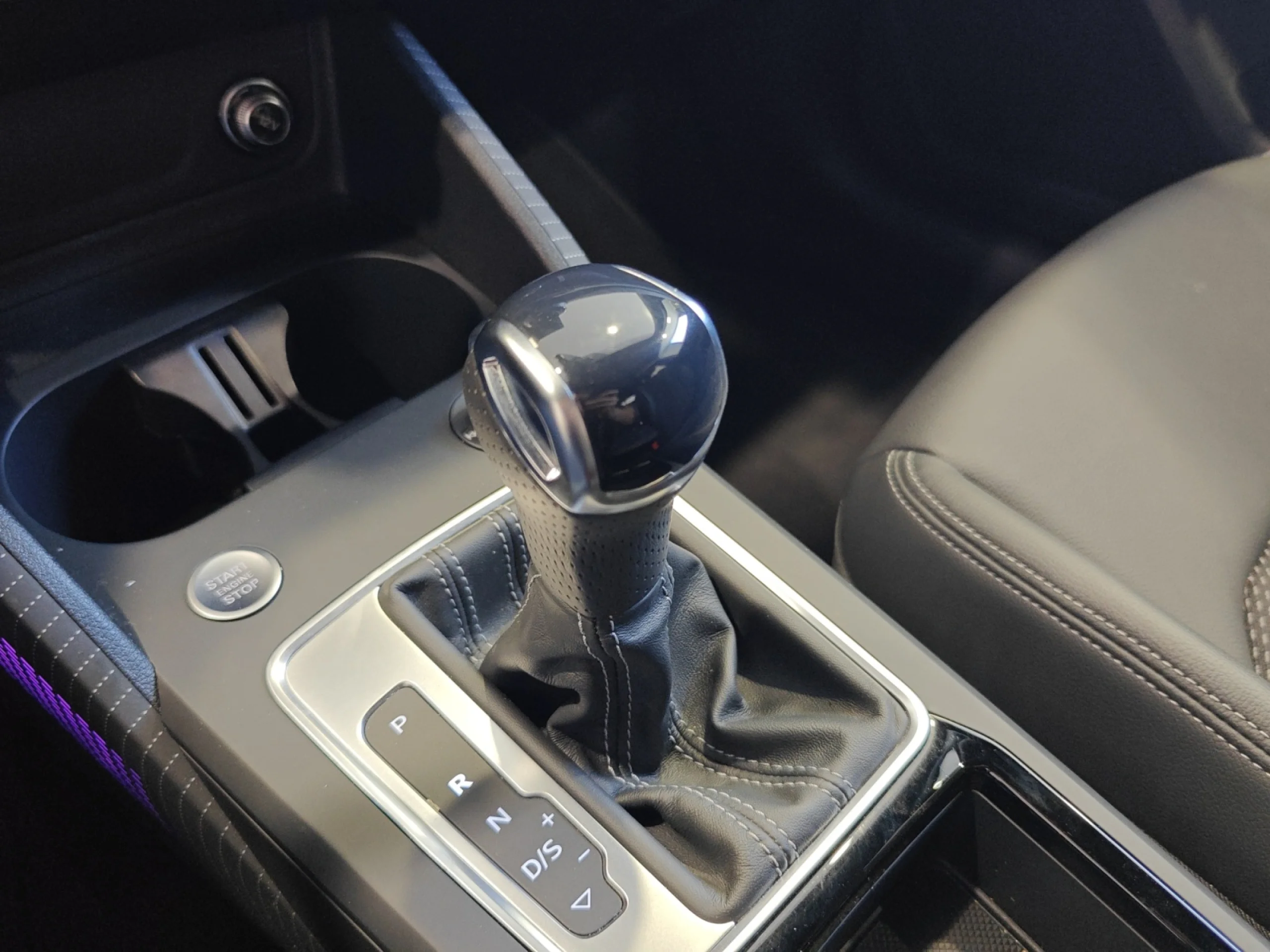 AUDI Q2 ADRENALIN EDITION 35 TDI 110KW S TRONIC - Foto 17