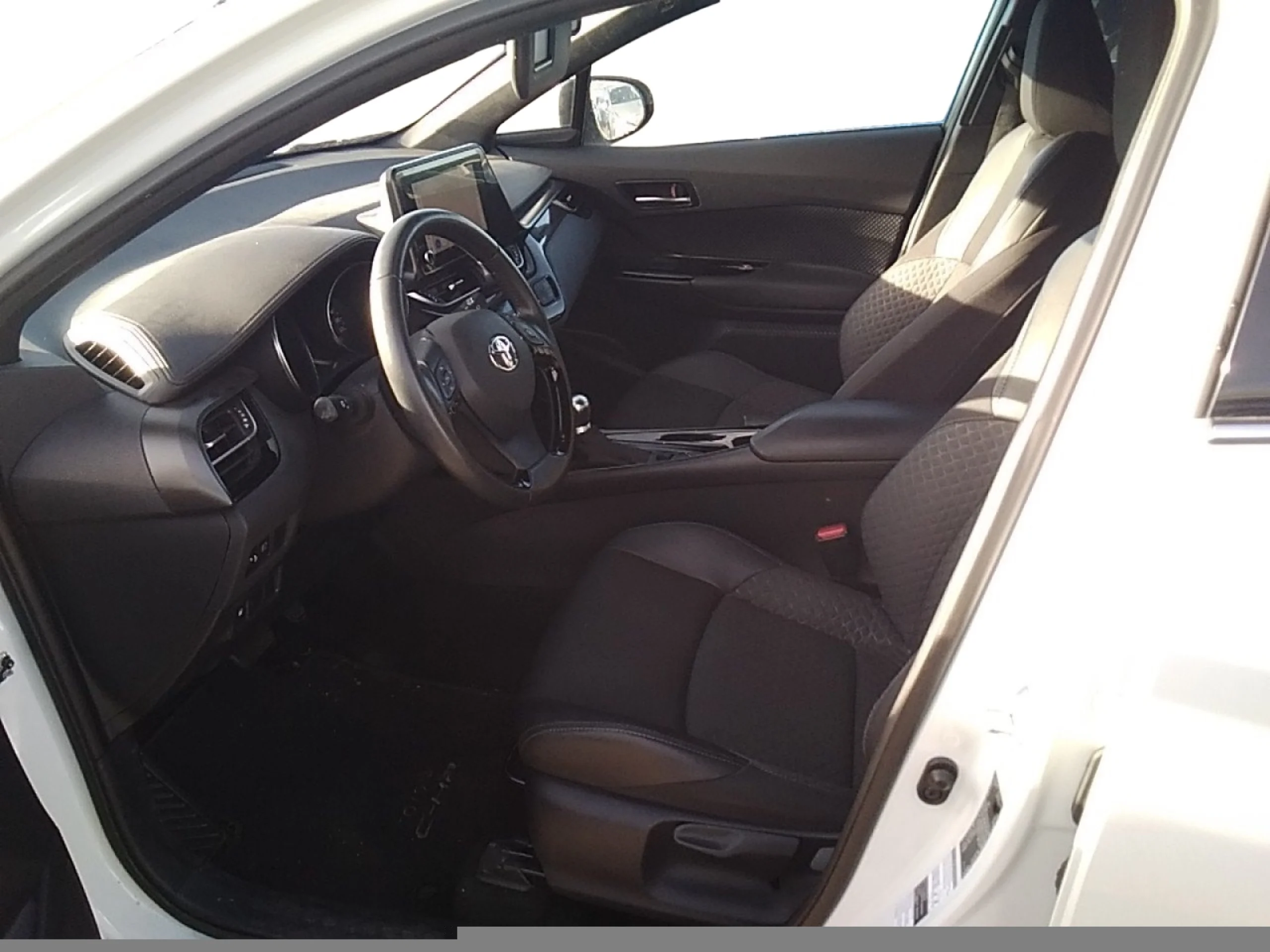 TOYOTA C HR 1.8 125H ADVANCE - Foto 7