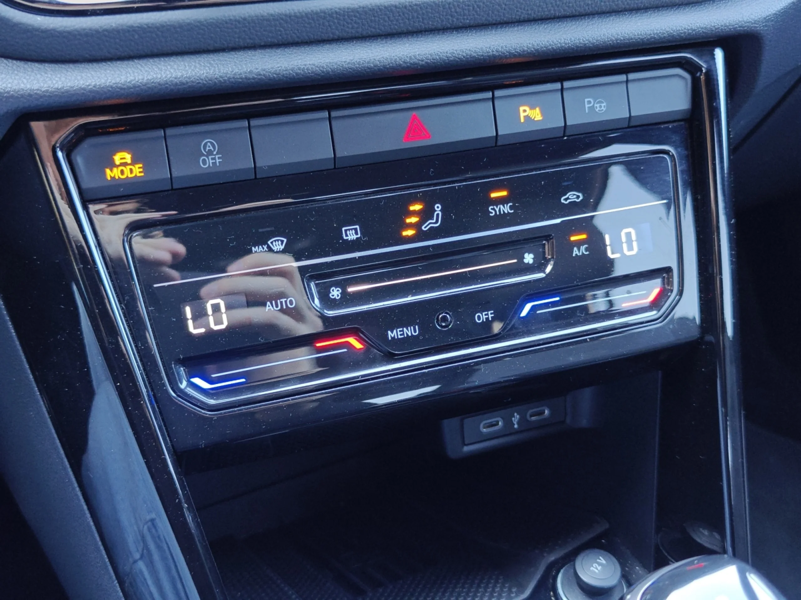 VOLKSWAGEN T ROC R LINE 1.5 TSI 110KW (150CV) - Foto 20