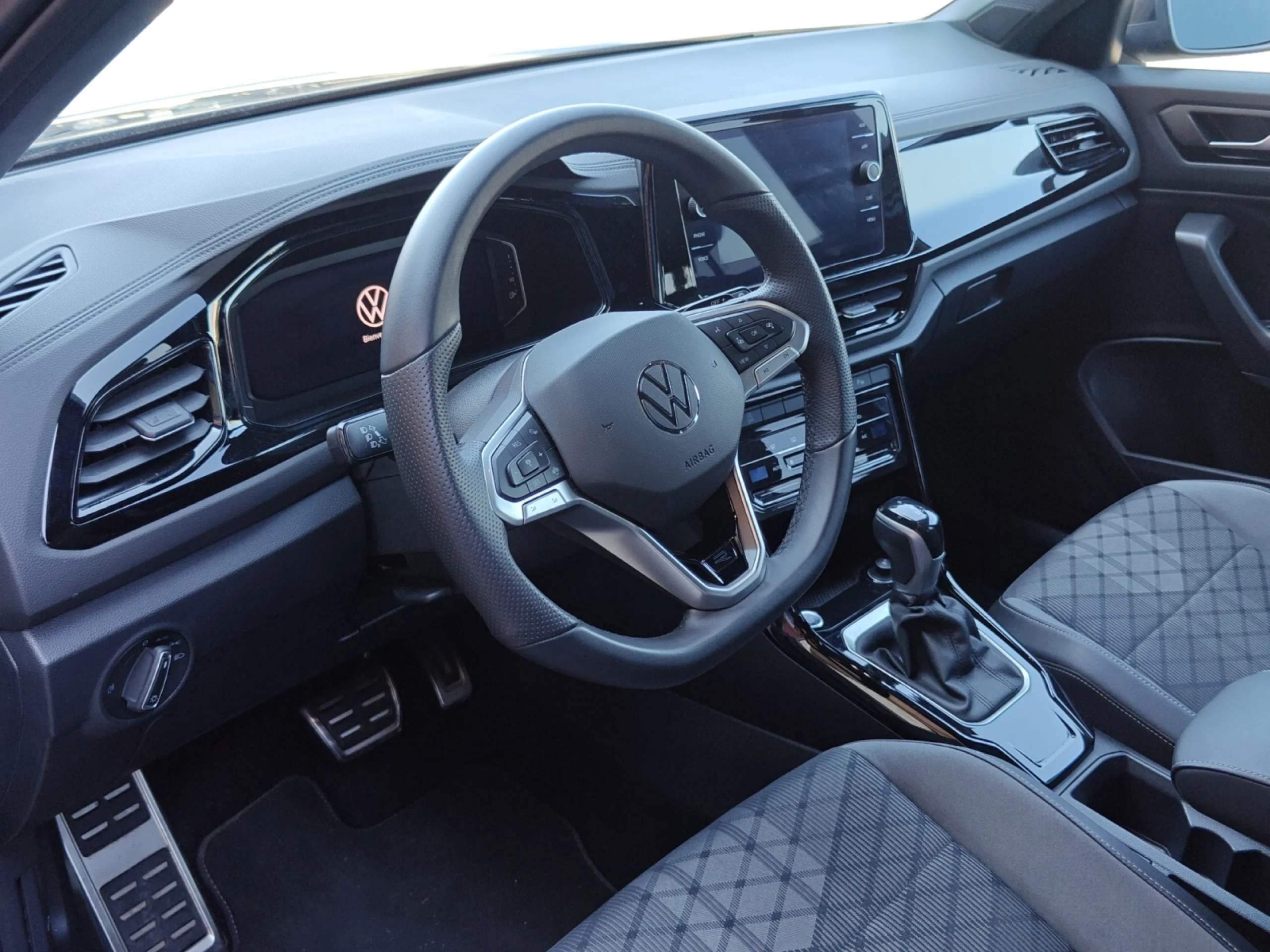 VOLKSWAGEN T ROC R LINE 1.5 TSI 110KW (150CV) DSG - Foto 9