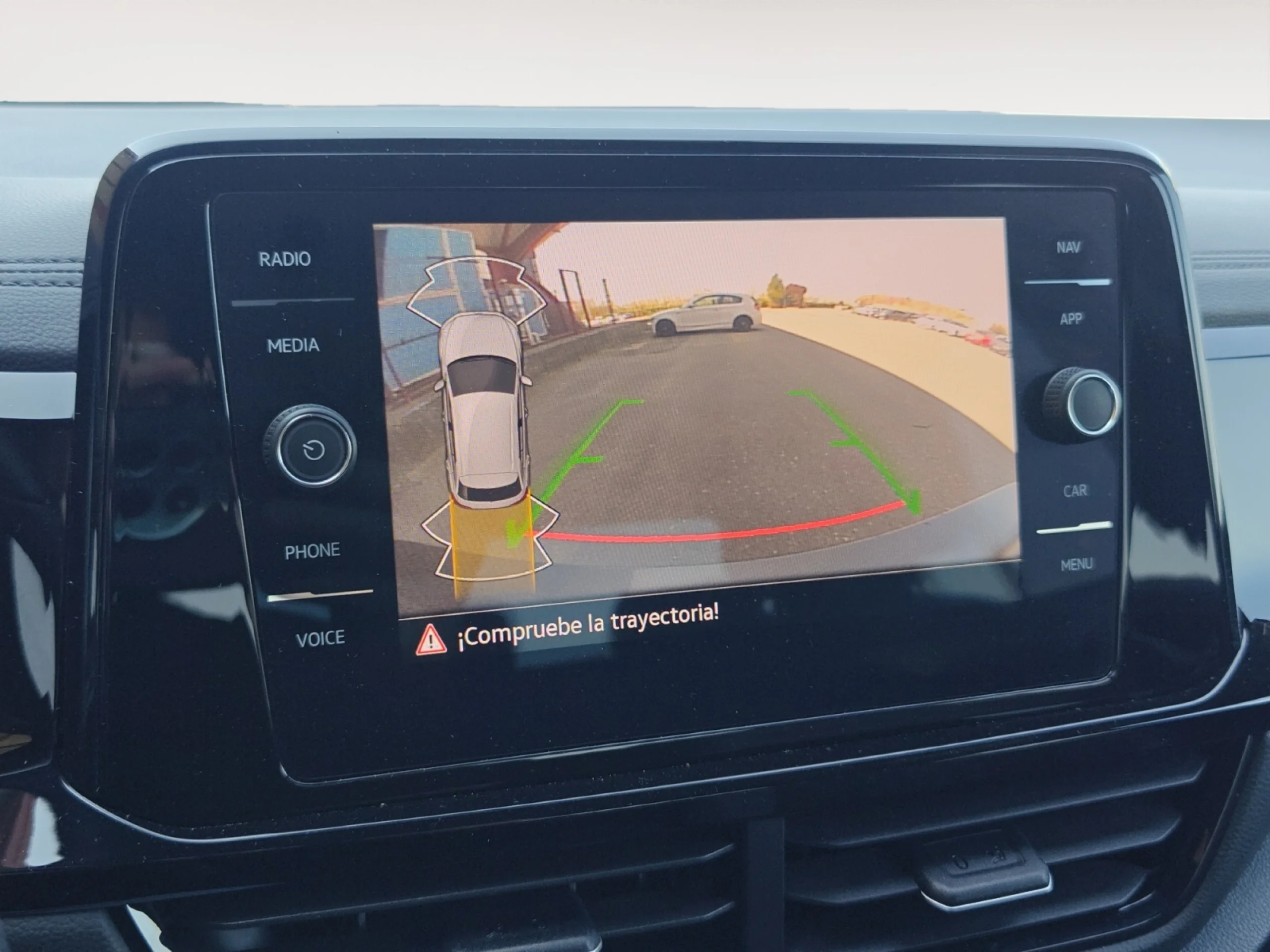 VOLKSWAGEN T ROC R LINE 1.5 TSI 110KW (150CV) DSG - Foto 16