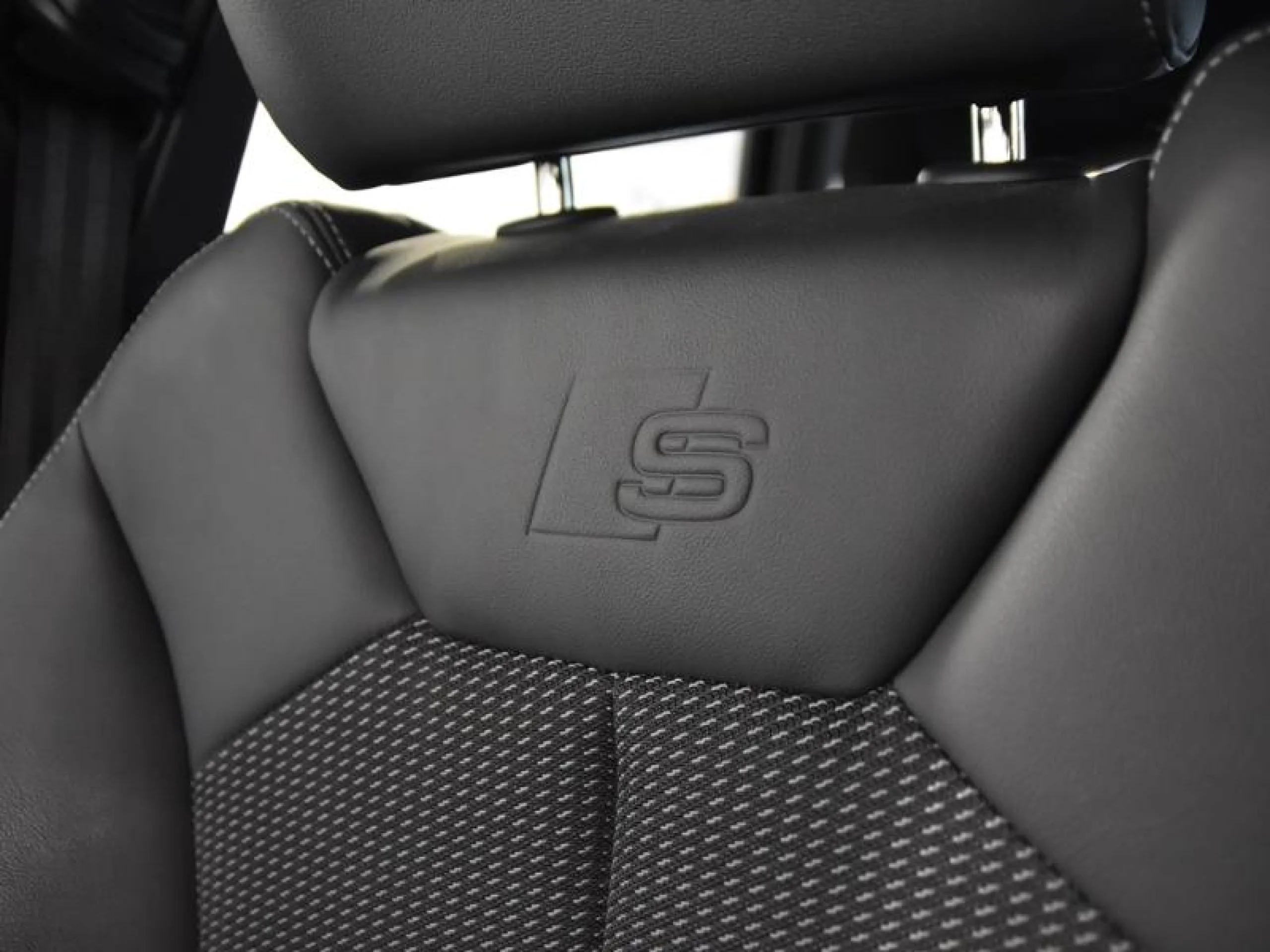 AUDI Q3 S LINE 35 TDI 110KW (150CV) S TRONIC - Foto 21