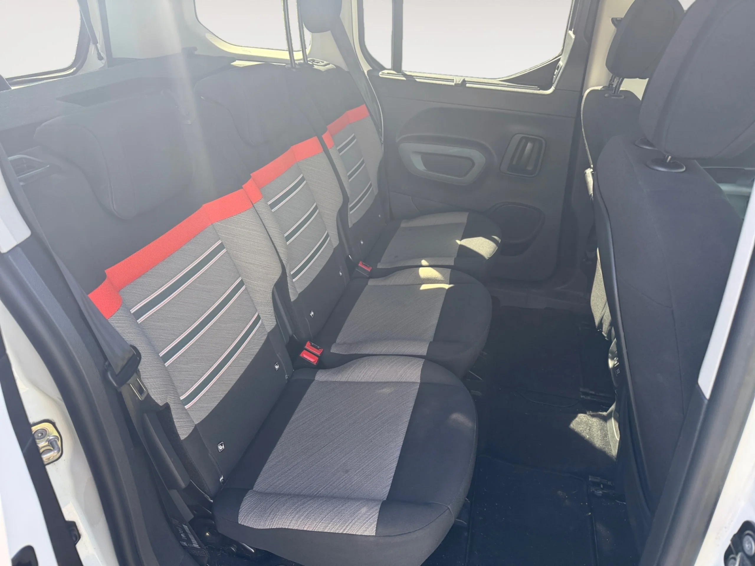 CITROEN BERLINGO TALLA M PURETECH 110 S&S FEEL - Foto 6