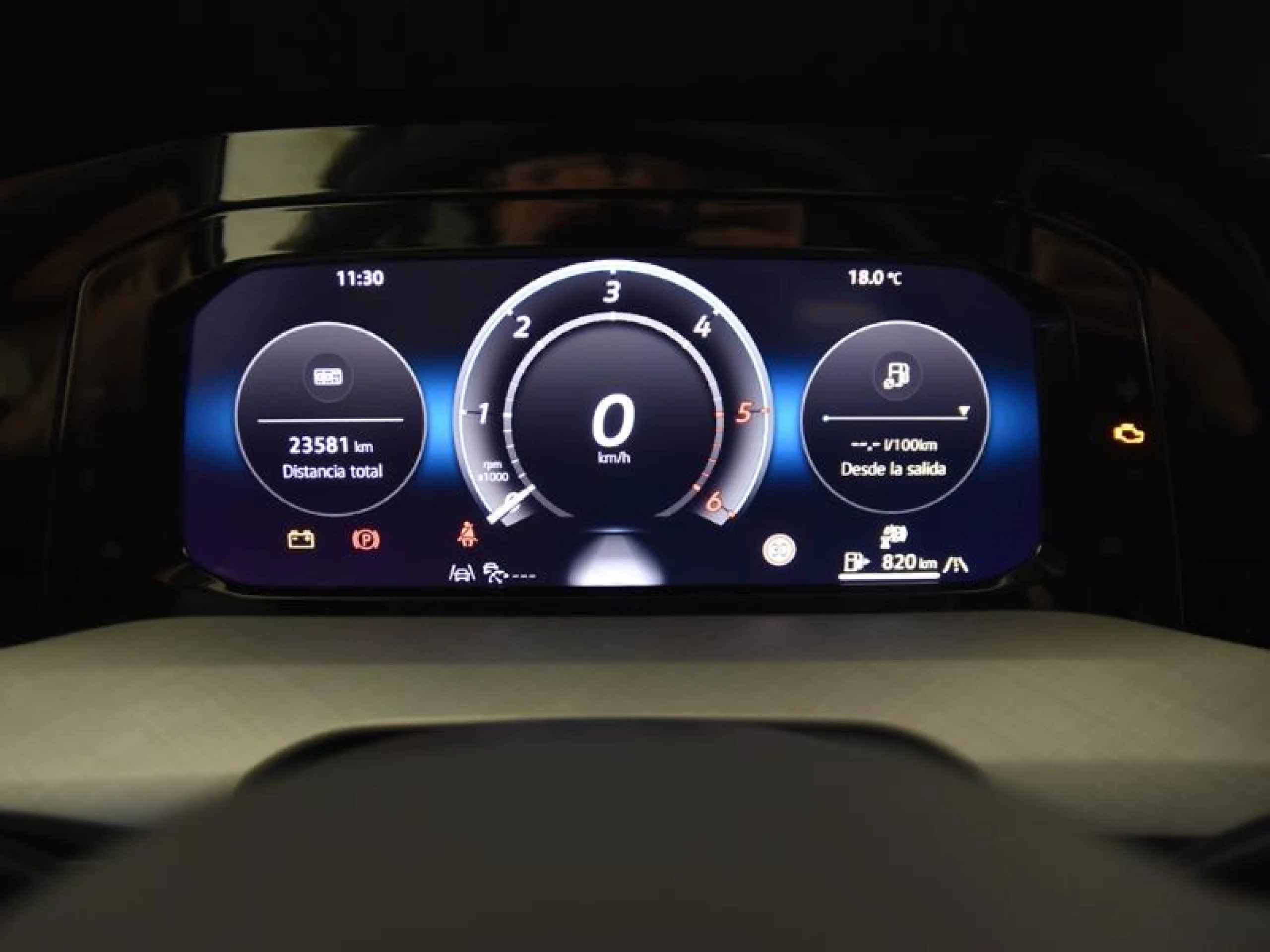 VOLKSWAGEN GOLF LIFE 2.0 TDI 85KW (115CV) - Foto 17