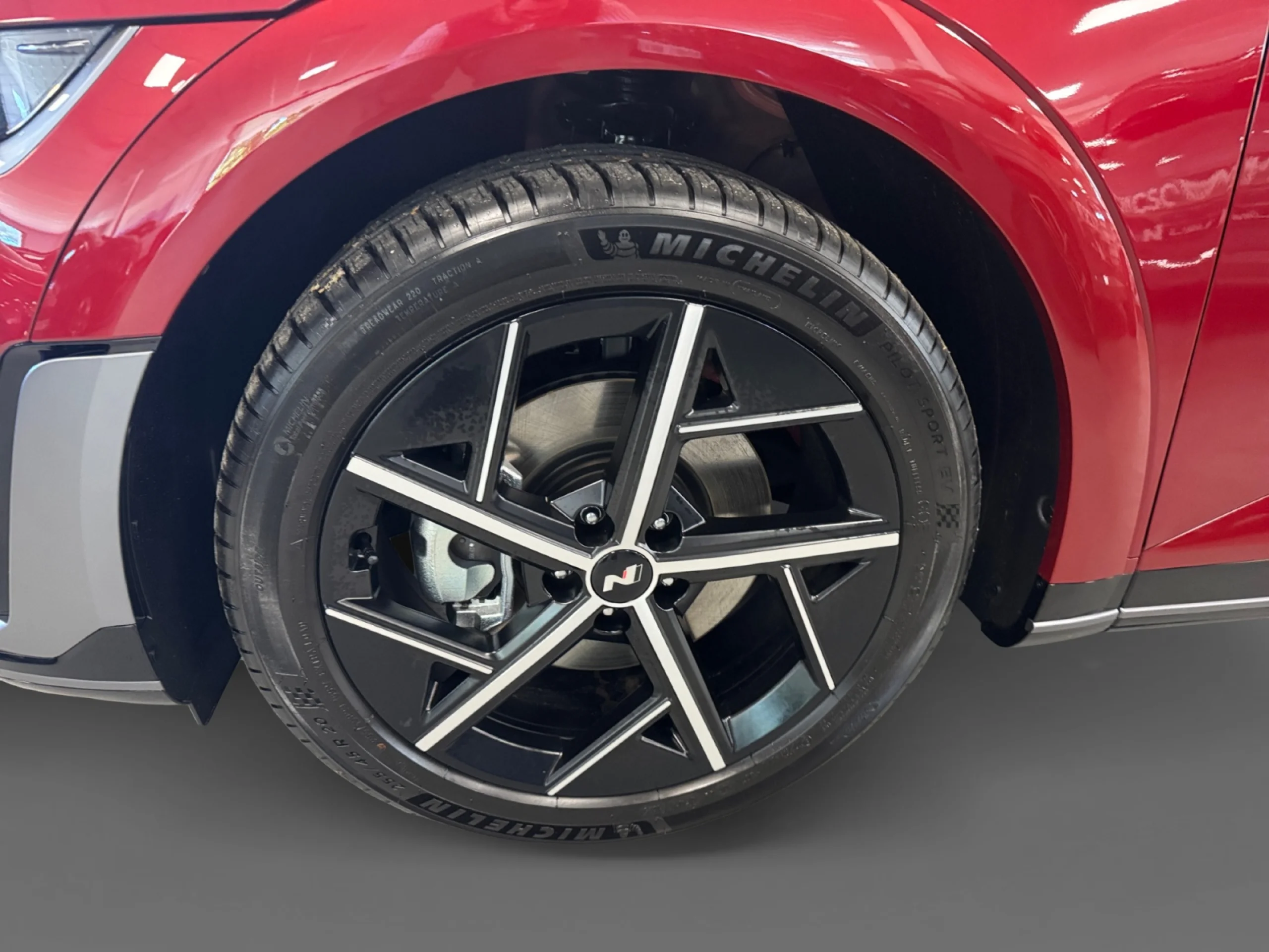 HYUNDAI IONIQ 5 84KWH 168KW (228CV) N LINE RWD - Foto 7