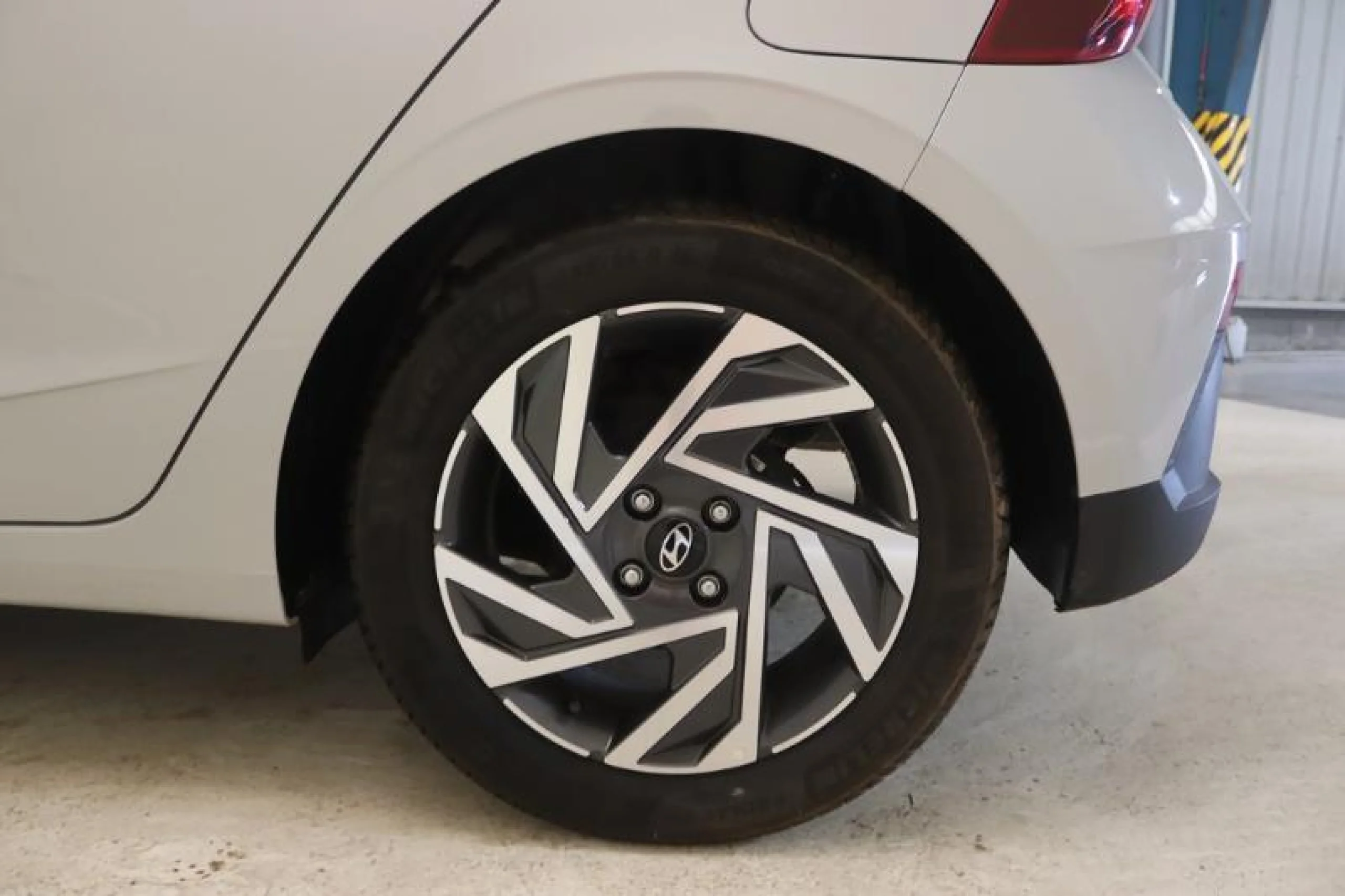 HYUNDAI I20 1.0 TGDI 48V KLASS DCT - Foto 6