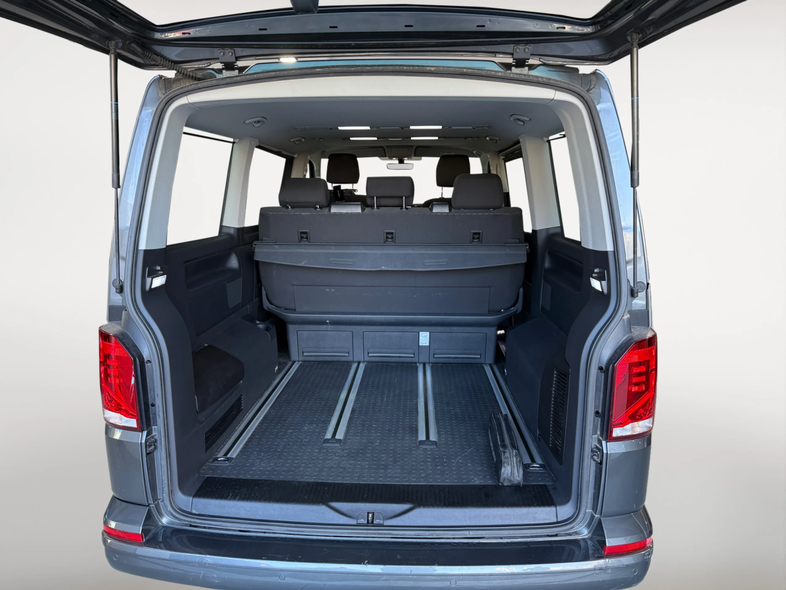 VOLKSWAGEN Multivan PREMIUM CORTO 2.0 TDI 150KW BMT DSG - Foto 7