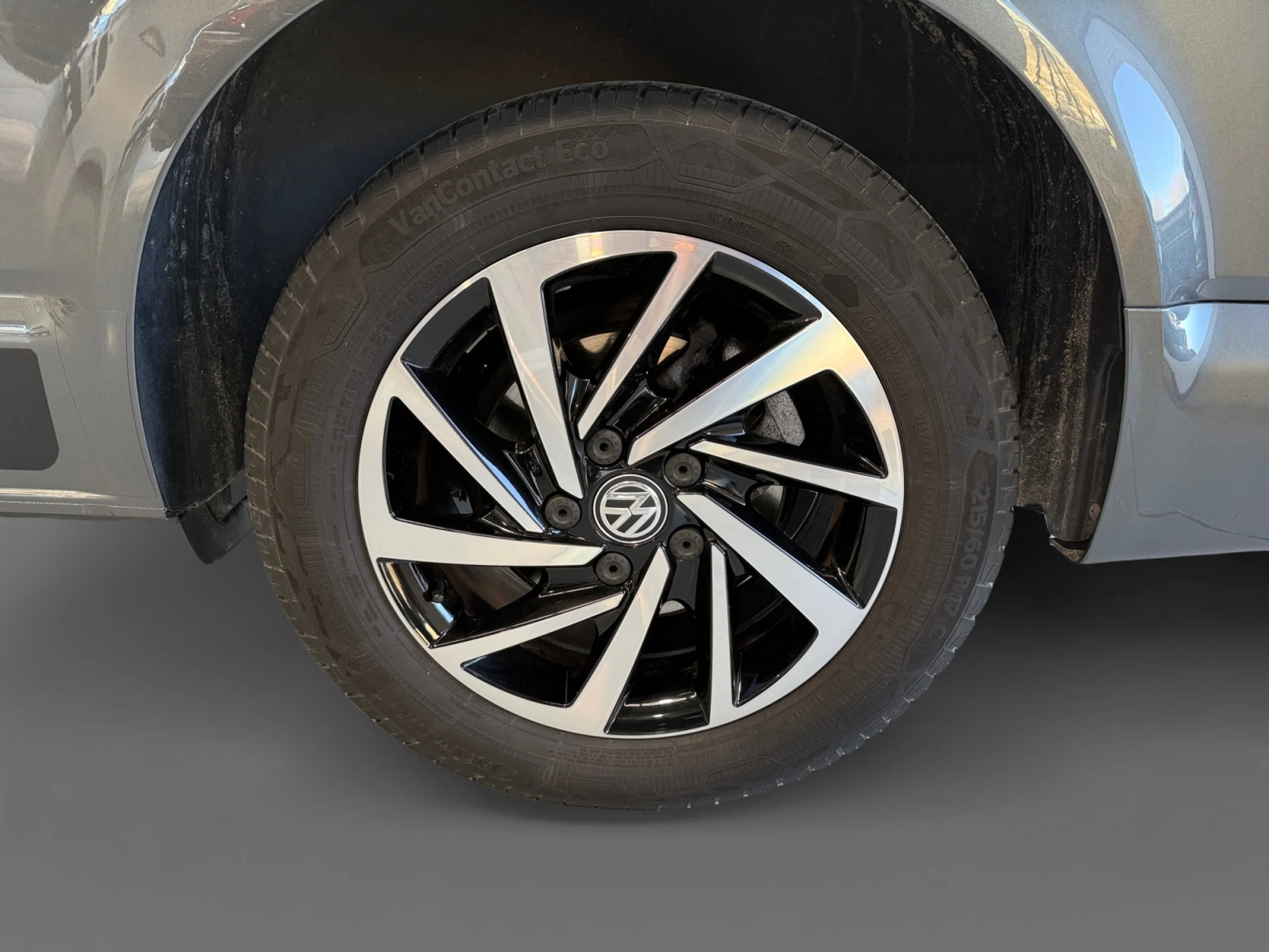 VOLKSWAGEN Multivan PREMIUM CORTO 2.0 TDI 150KW BMT DSG - Foto 8