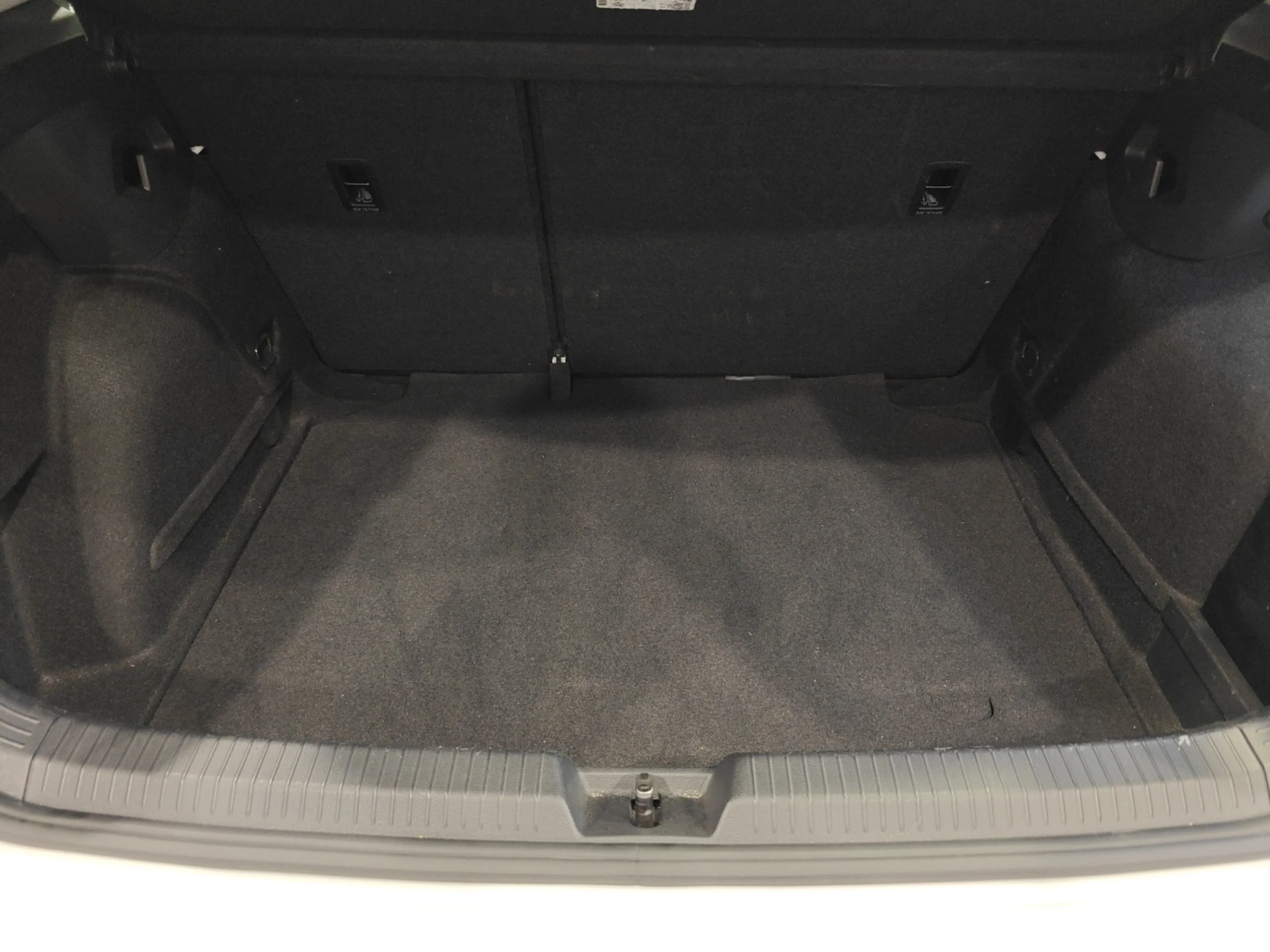 VOLKSWAGEN GOLF 2.0 TDI 85KW (115CV) - Foto 7