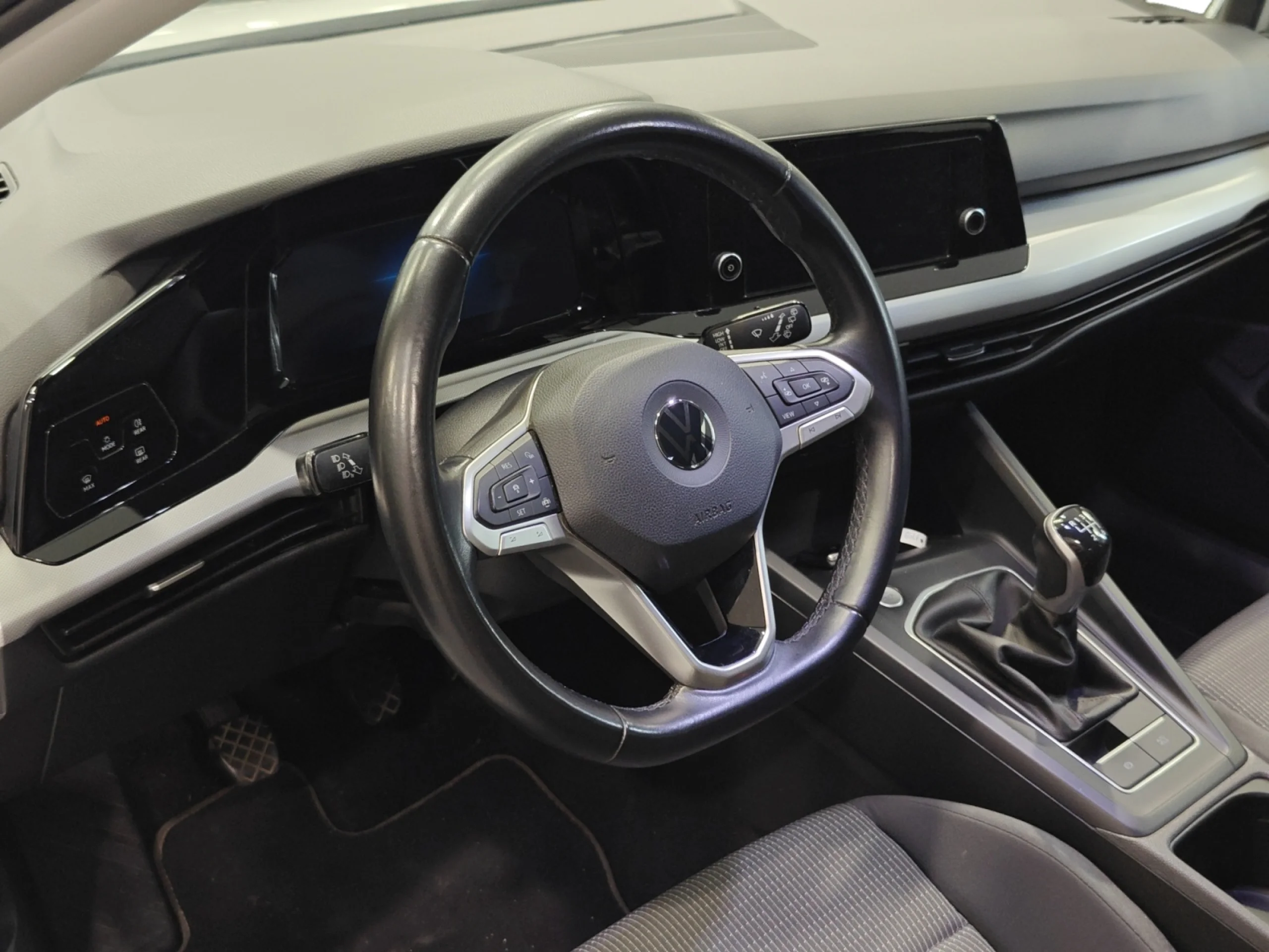 VOLKSWAGEN GOLF 2.0 TDI 85KW (115CV) - Foto 9